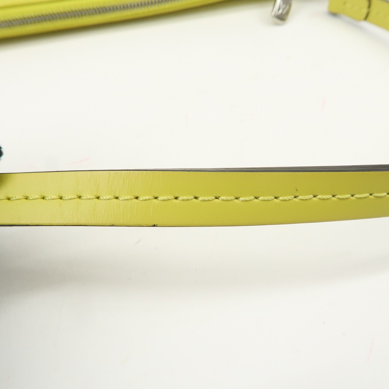 Louis Vuitton Epi Pochette Accessoires Pouch Pistache M40975