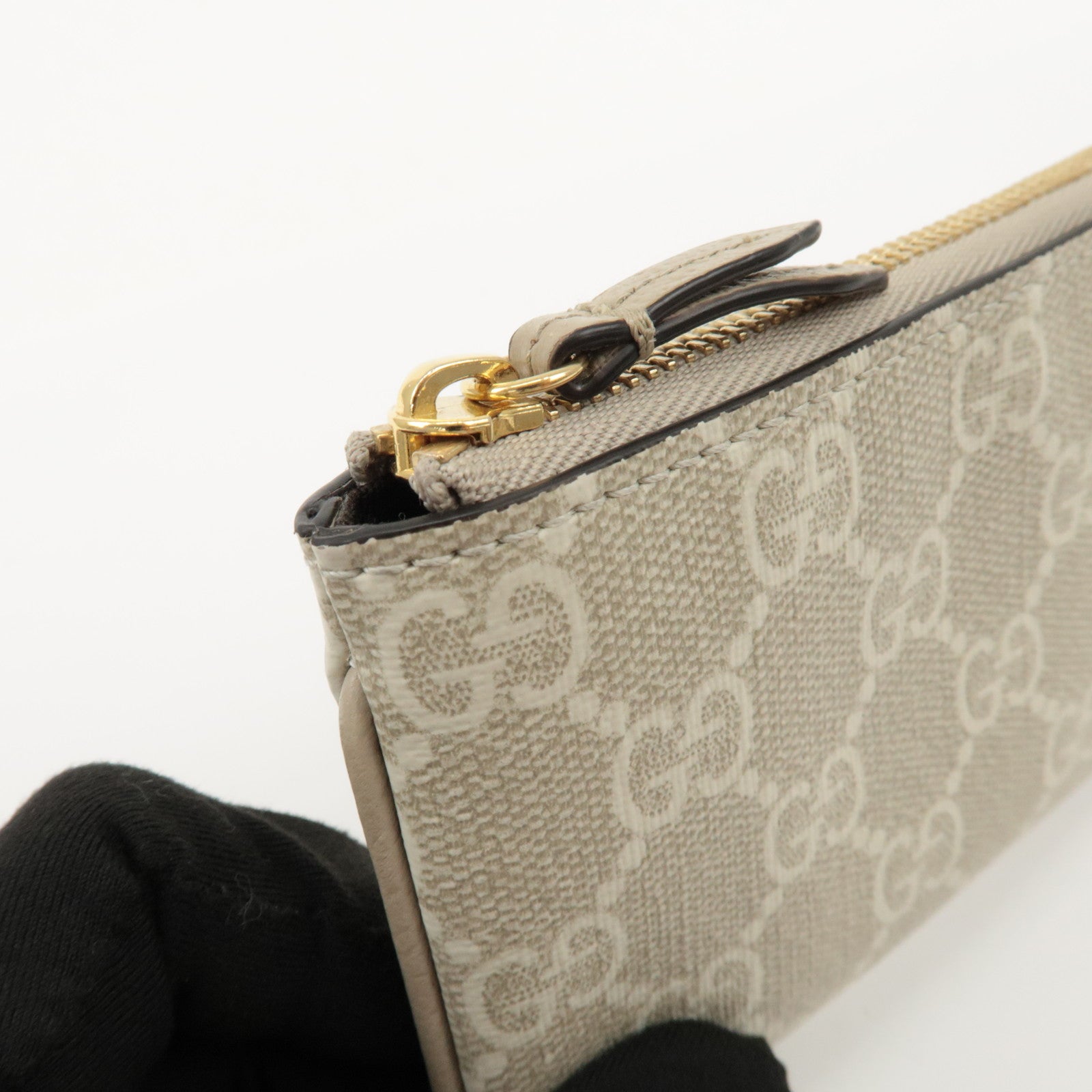 GUCCI GG Supreme Leather Coin Case Key Case Greige White 772321 Used