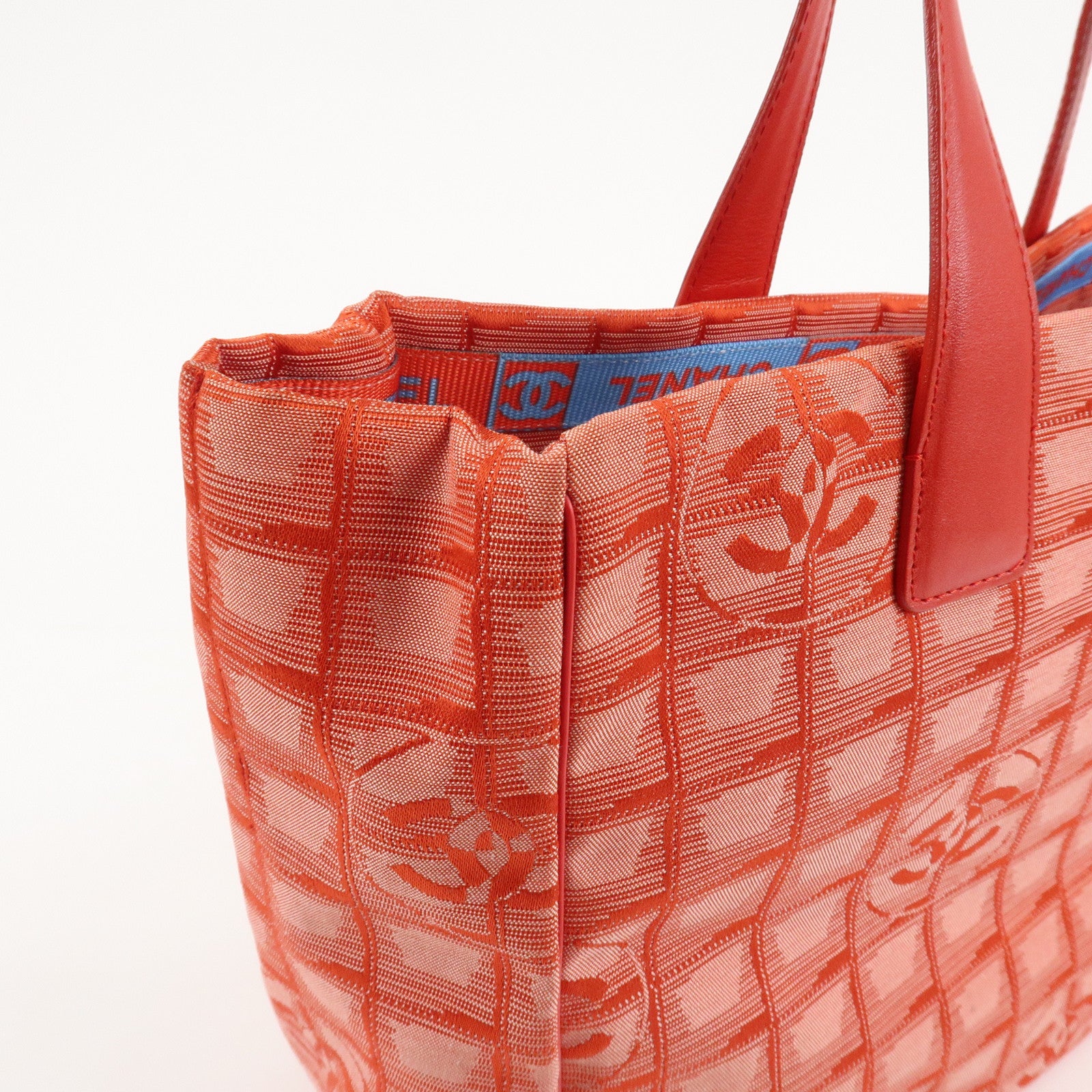 CHANEL New Travel Line Nylon Jacquard Leather Tote Bag Red A15991 Used
