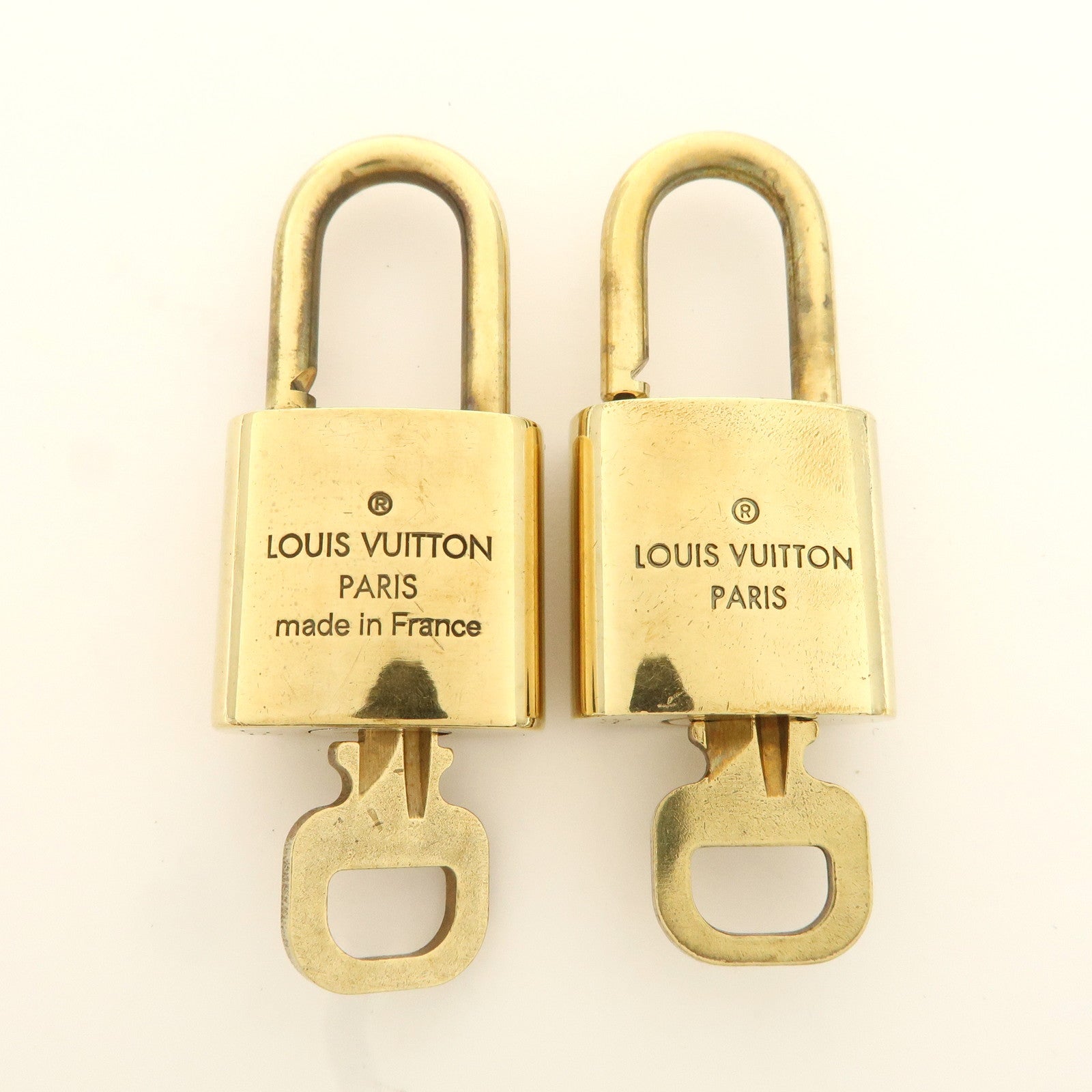 Louis Vuitton Set of 10 Lock & Key Cadena Key Lock Used