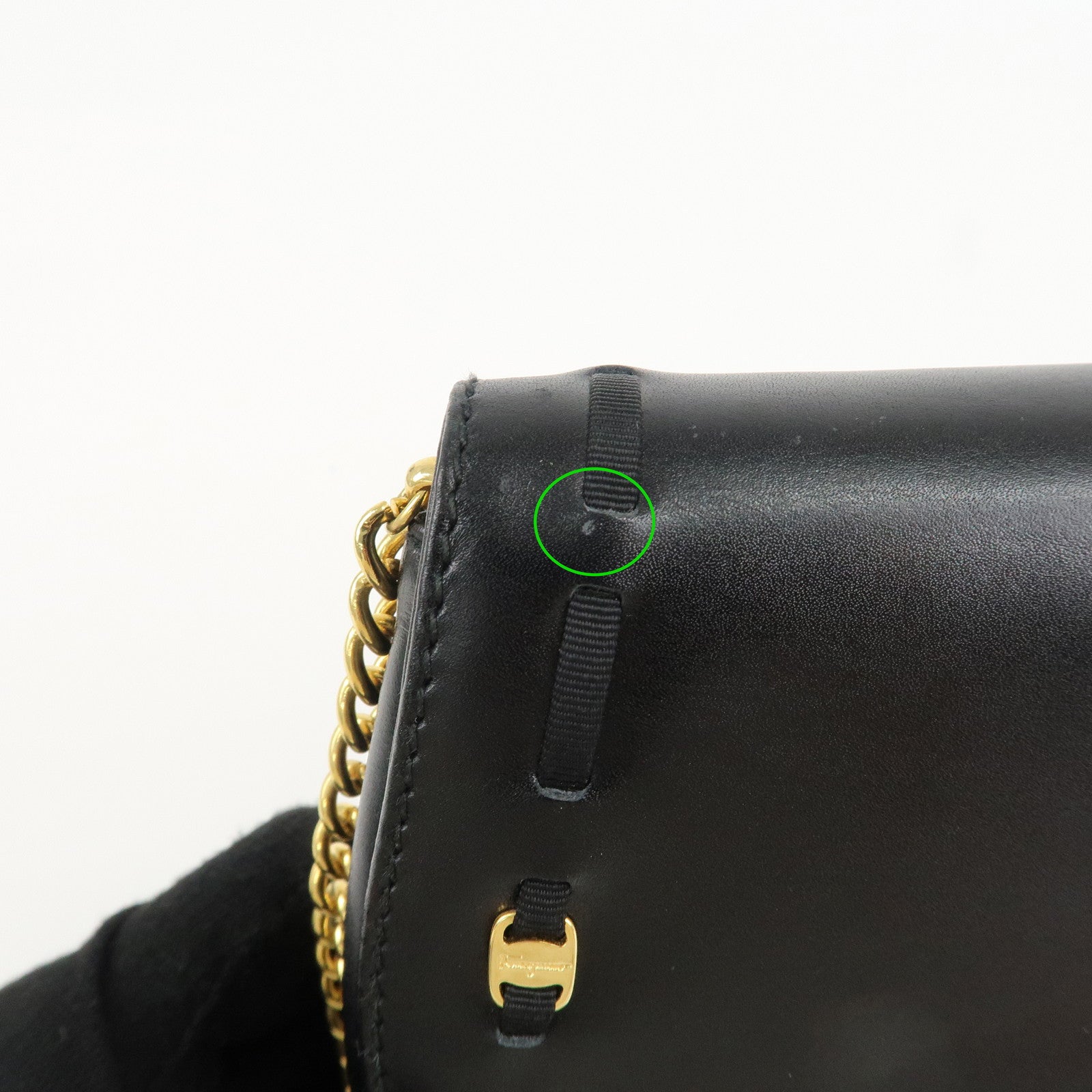 Ferragamo Varra Leather Chain Shouder Bag Gold Chain Black Used