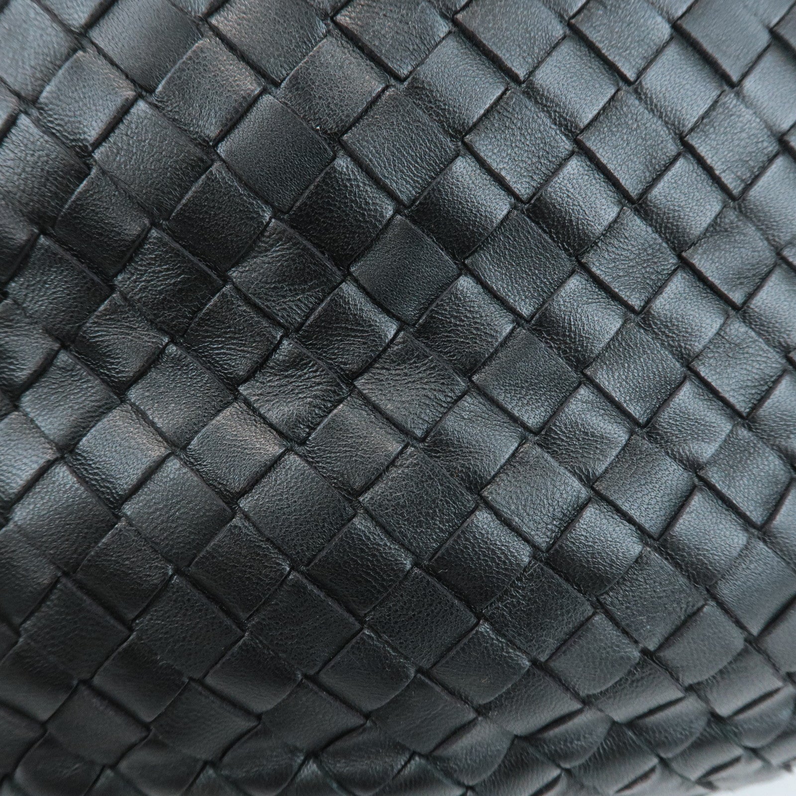 BOTTEGA VENETA Intrecciato Leather Shoulder Bag Black 255690 Used