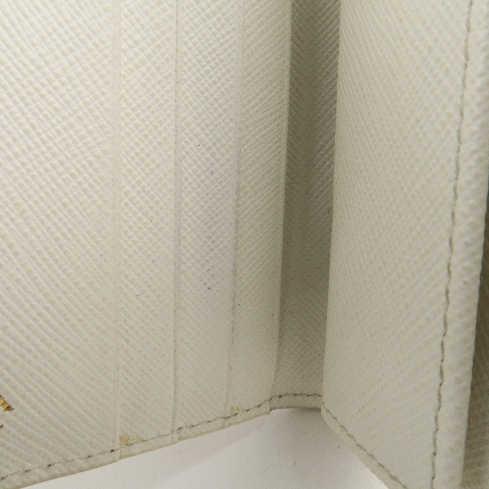 PRADA Logo Leather Lip Design Bi-Fold Wallet Ivory Used