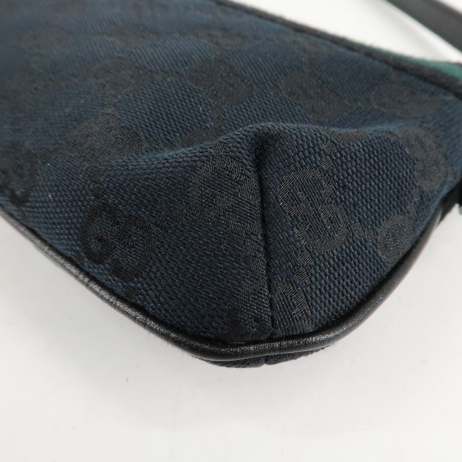 GUCCI Sherry GG Canvas Leather Shoulder Bag Black 145970 Used