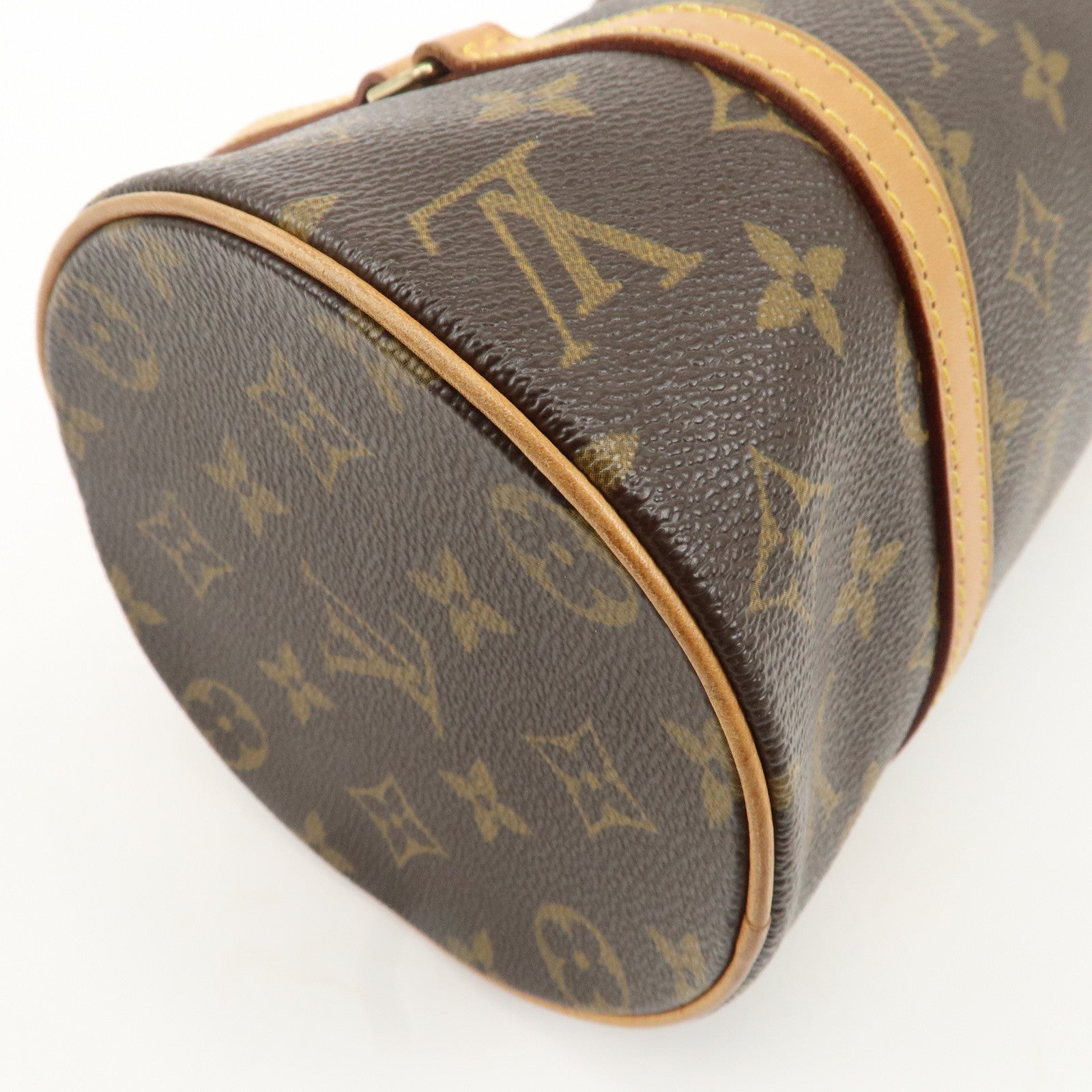 Louis Vuitton Monogram Papillon 26 Hand Bag New Style M51386 Used