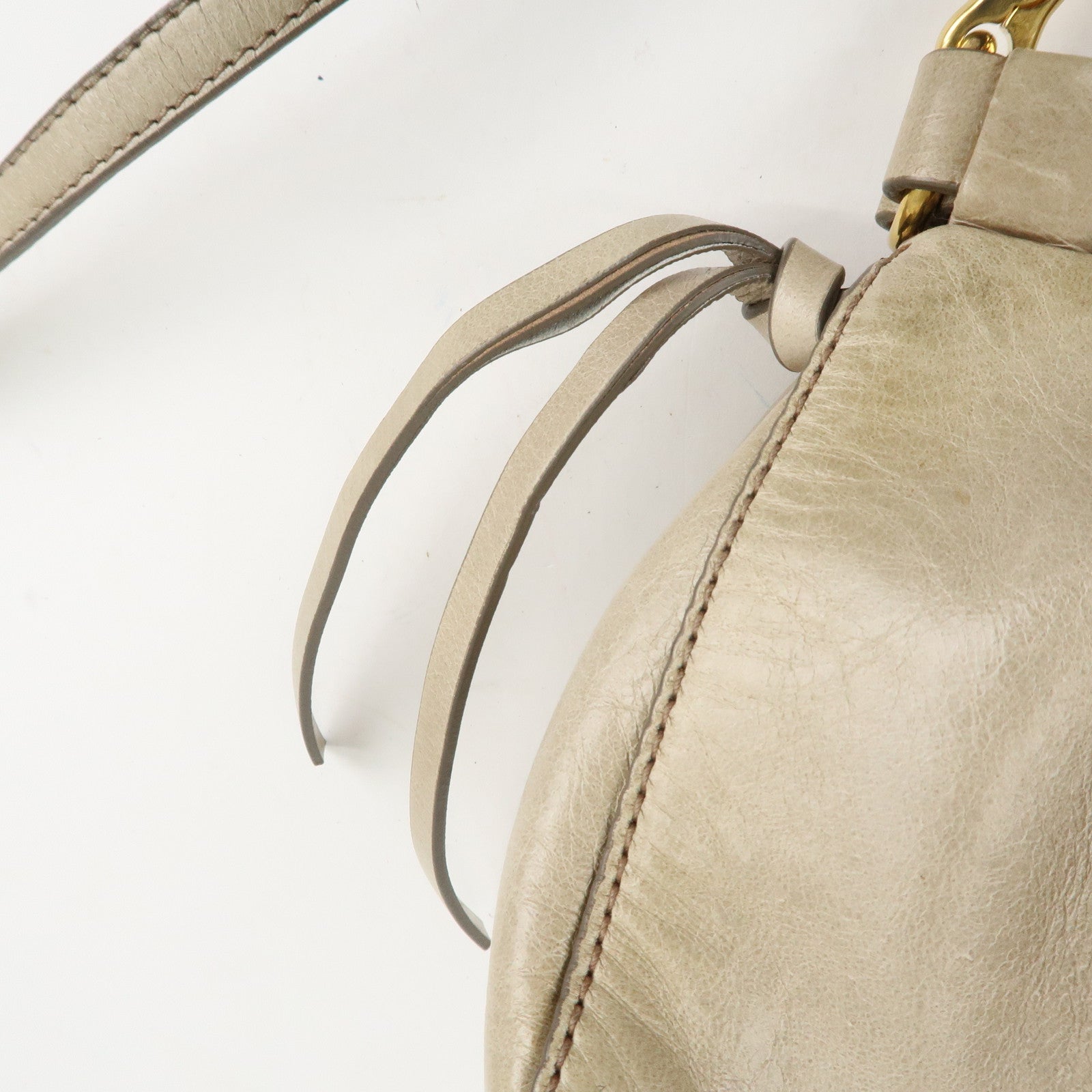 MIU MIU Leather Shoulder Bag Crossbody Bag Ivory Used