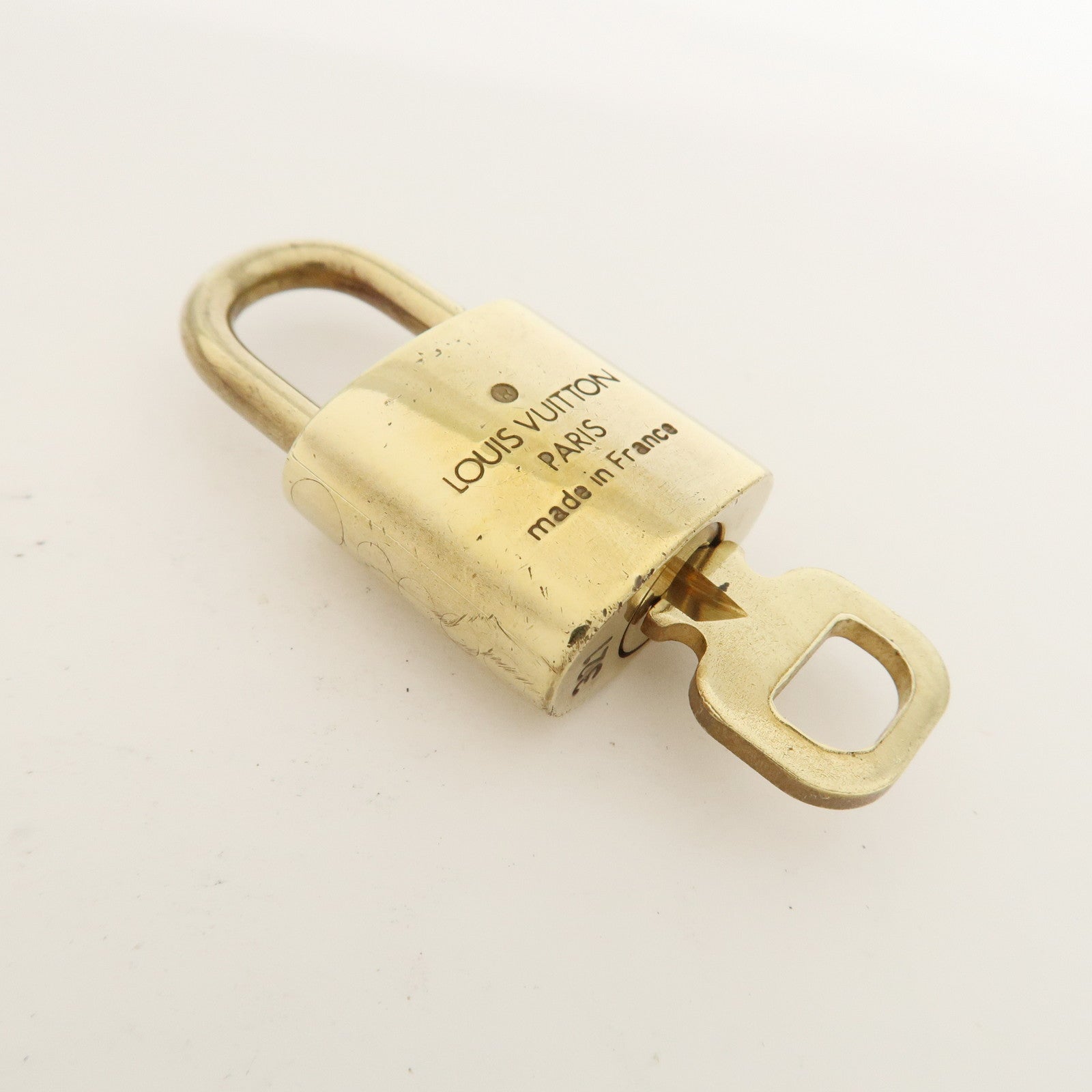 Louis Vuitton Set of 10 Lock & Key Cadena Key Lock Metal Gold Used