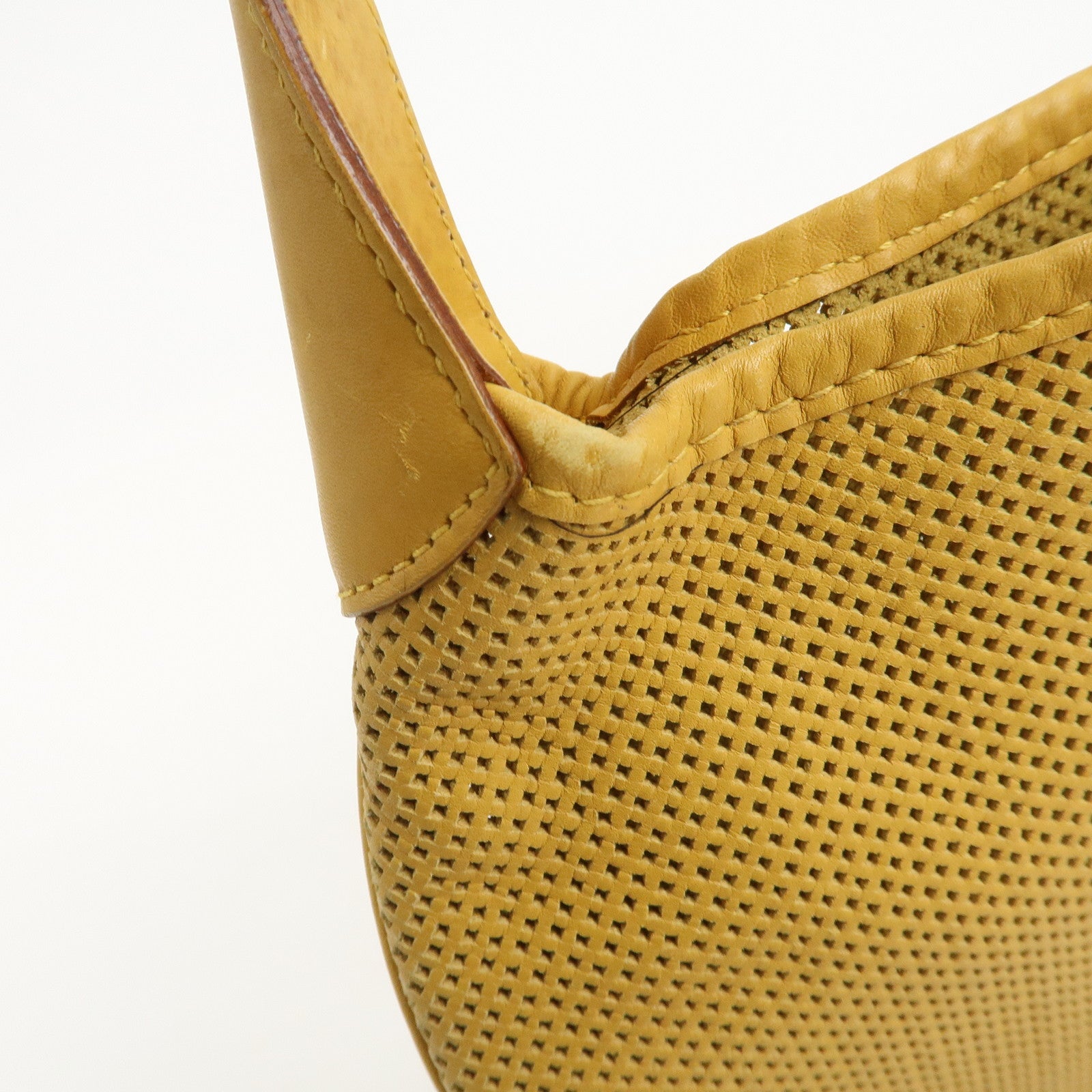 GUCCI Leather Kandensky One-Shoulder Bag Yellow 28628 Used