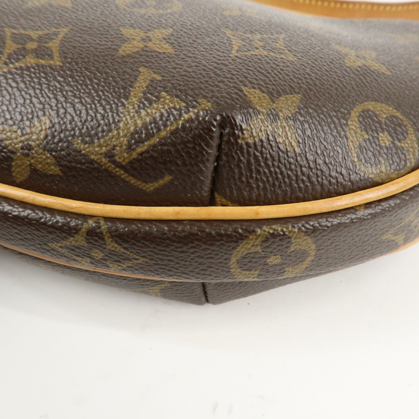 Louis Vuitton Monogram Pochette Croissant Shoulder Bag M51510 Used