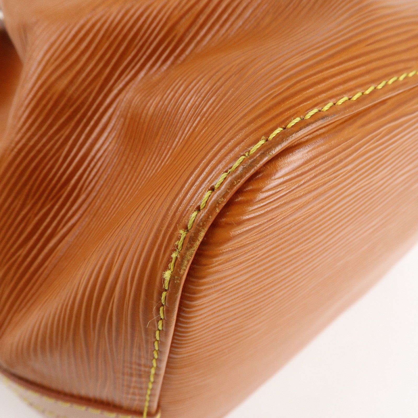 Louis Vuitton Epi Petit Noe Shoulder Bag Zipang Gold M44108 Used