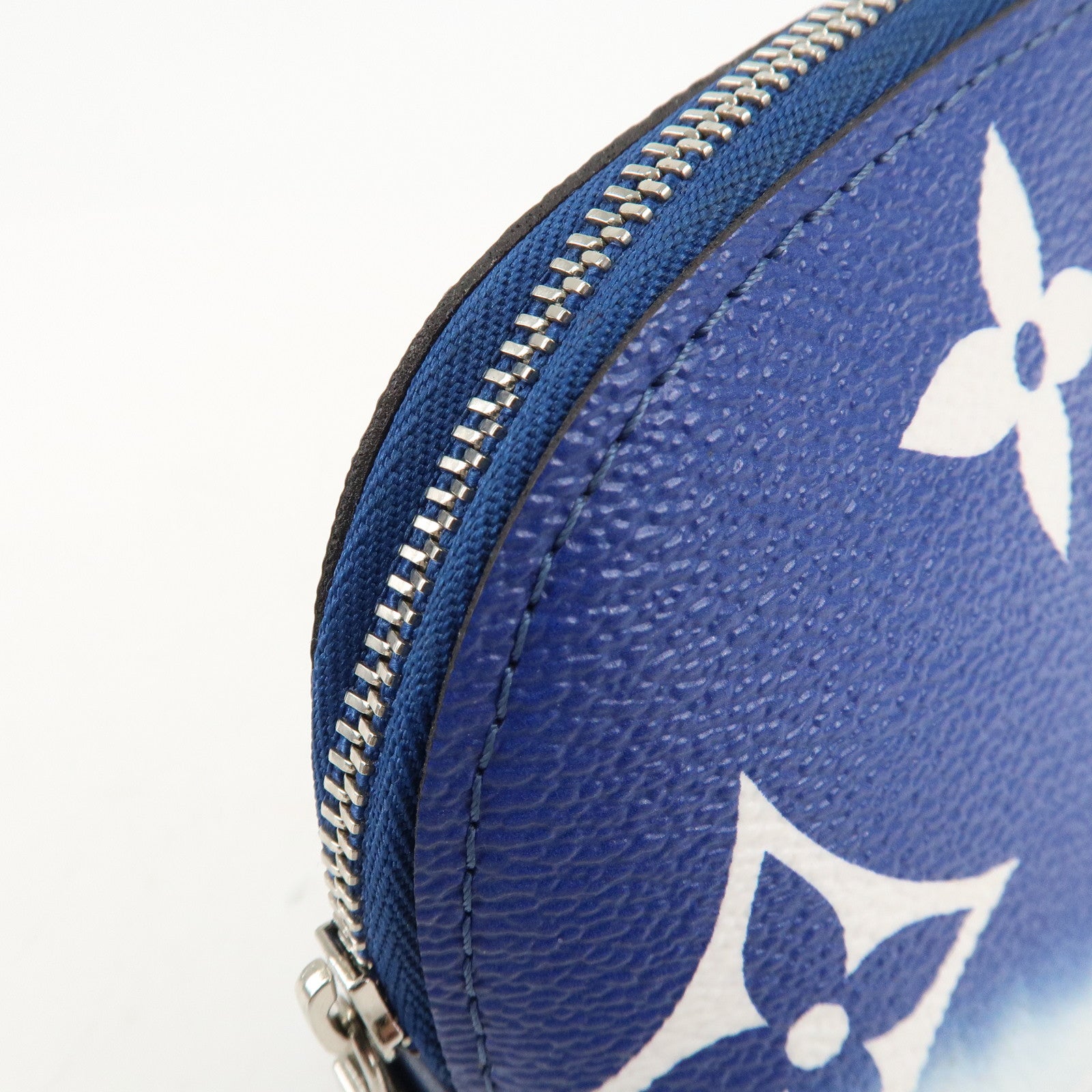 Louis Vuitton Monogram Giant Escal Pochette Cosmetic Pouch M69138 Used