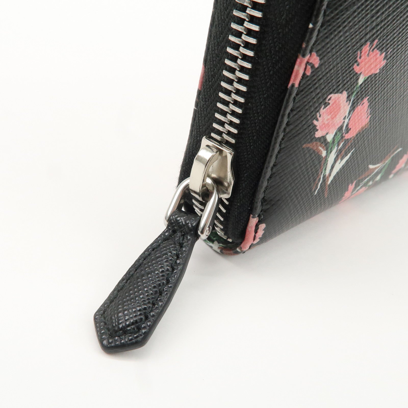 PRADA Logo Leather Round Zipper Long Wallet Flower 1ML506 Used