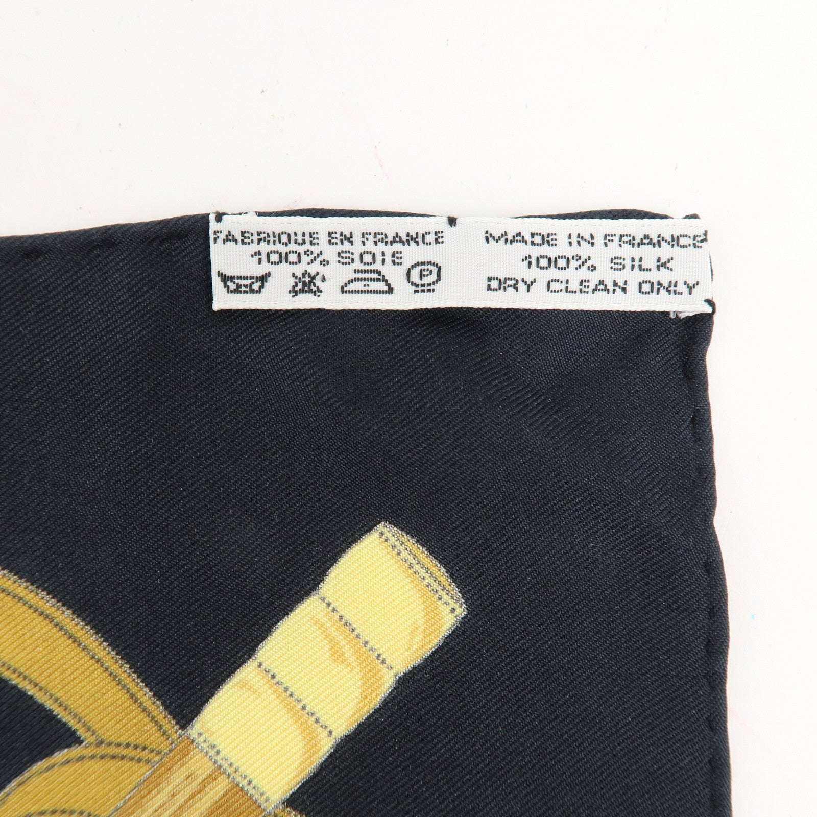 HERMES Silk 100% Carre 40 Scarf Pellier Navy Gold Used