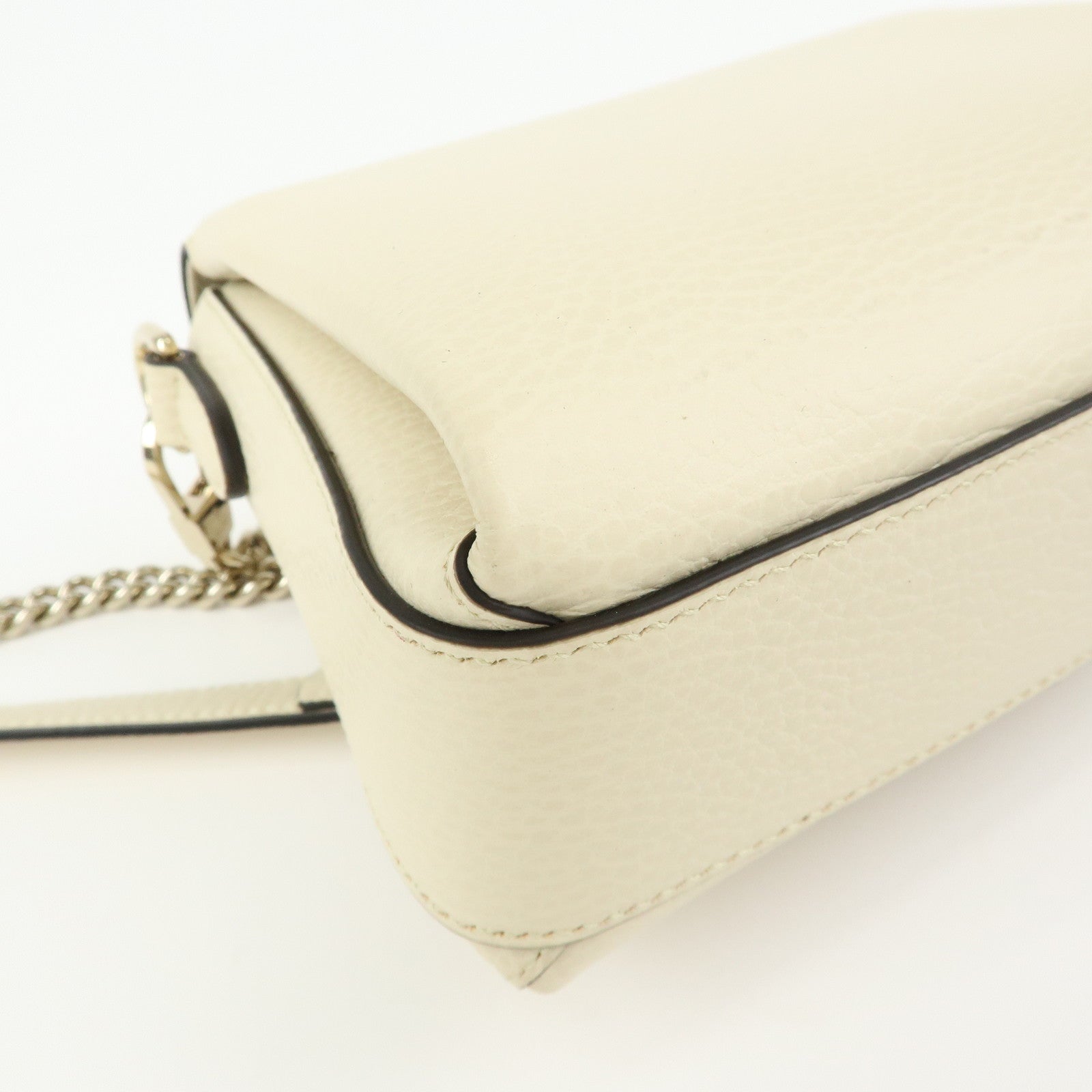 GUCCI Interlocking G Leather Chain Shoulder Bag Ivory 607720