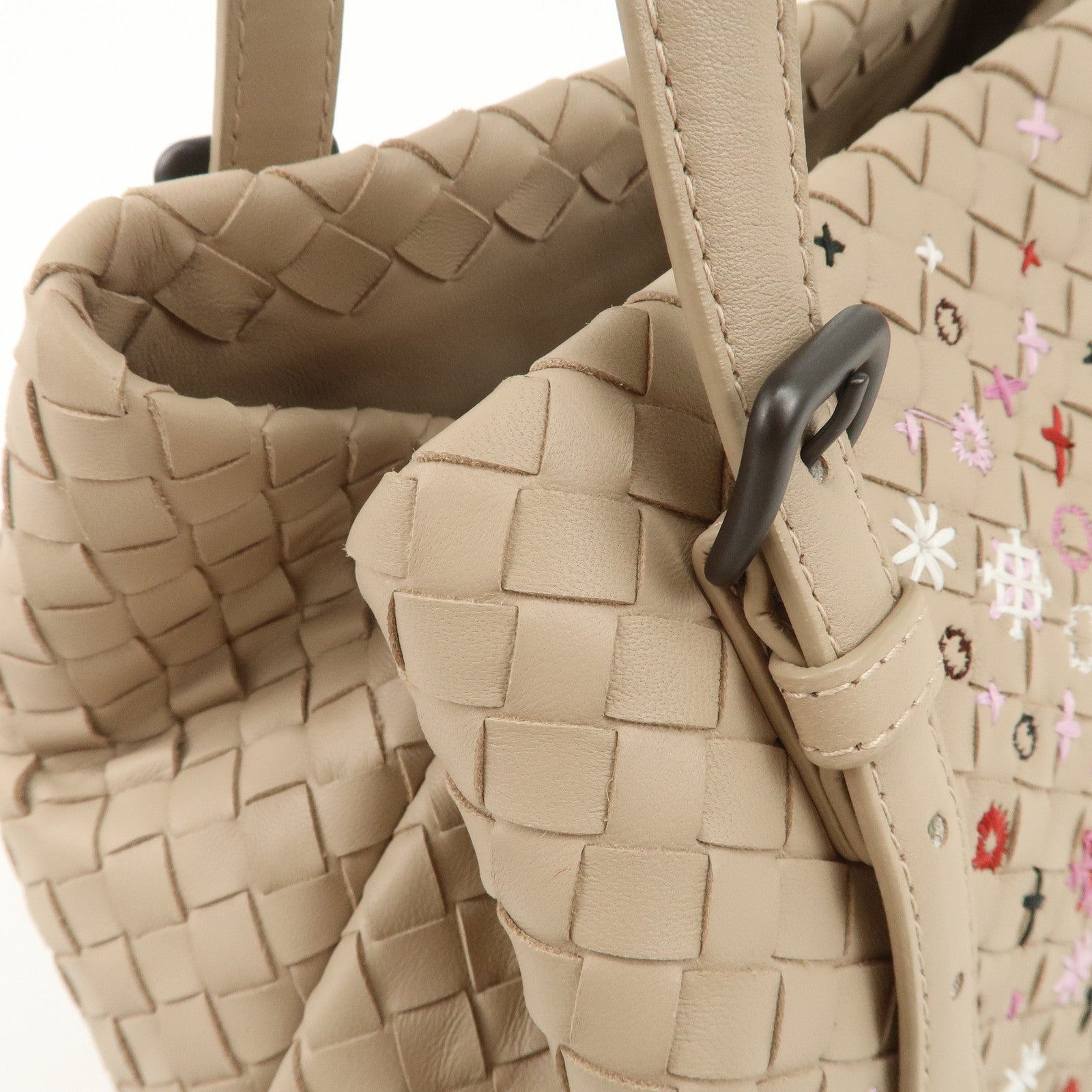 BOTTEGA VENETA Intrecciato Leather Embroidery Tote Bag Beige Used