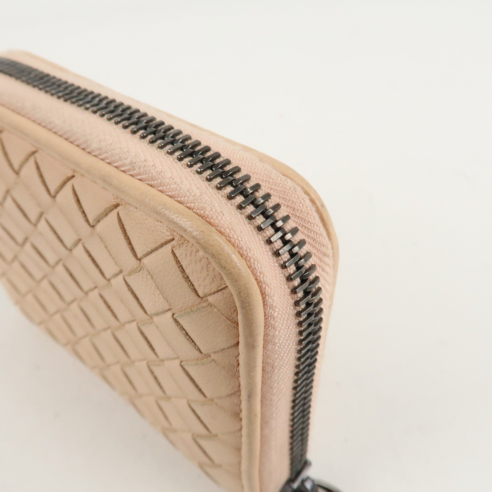BOTTEGA VENETA Intrecciato Leather Round Zipper Coin Case Used