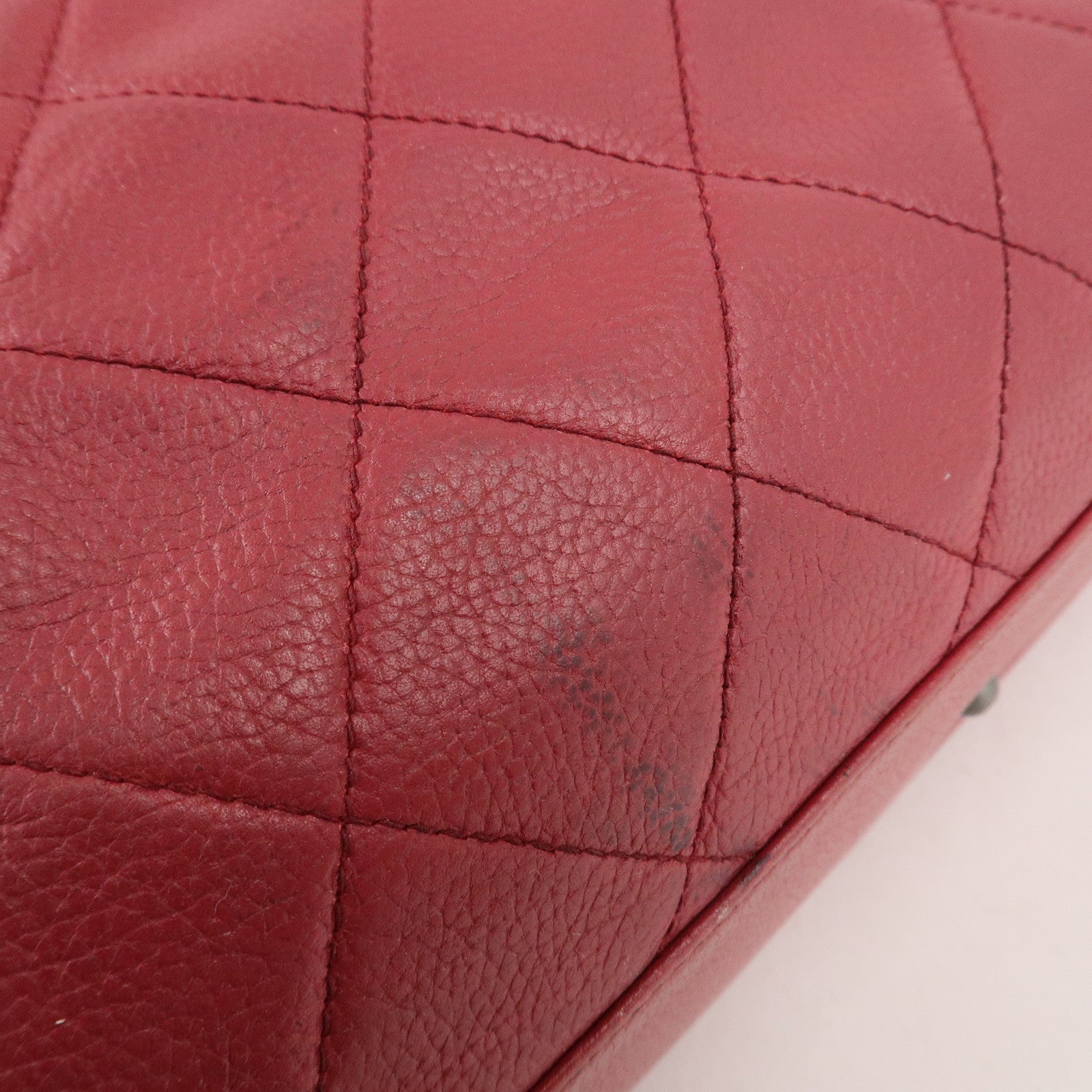 CHANEL Matelasse Caviar Skin Patent Boston Bag Hand Bag Red Used