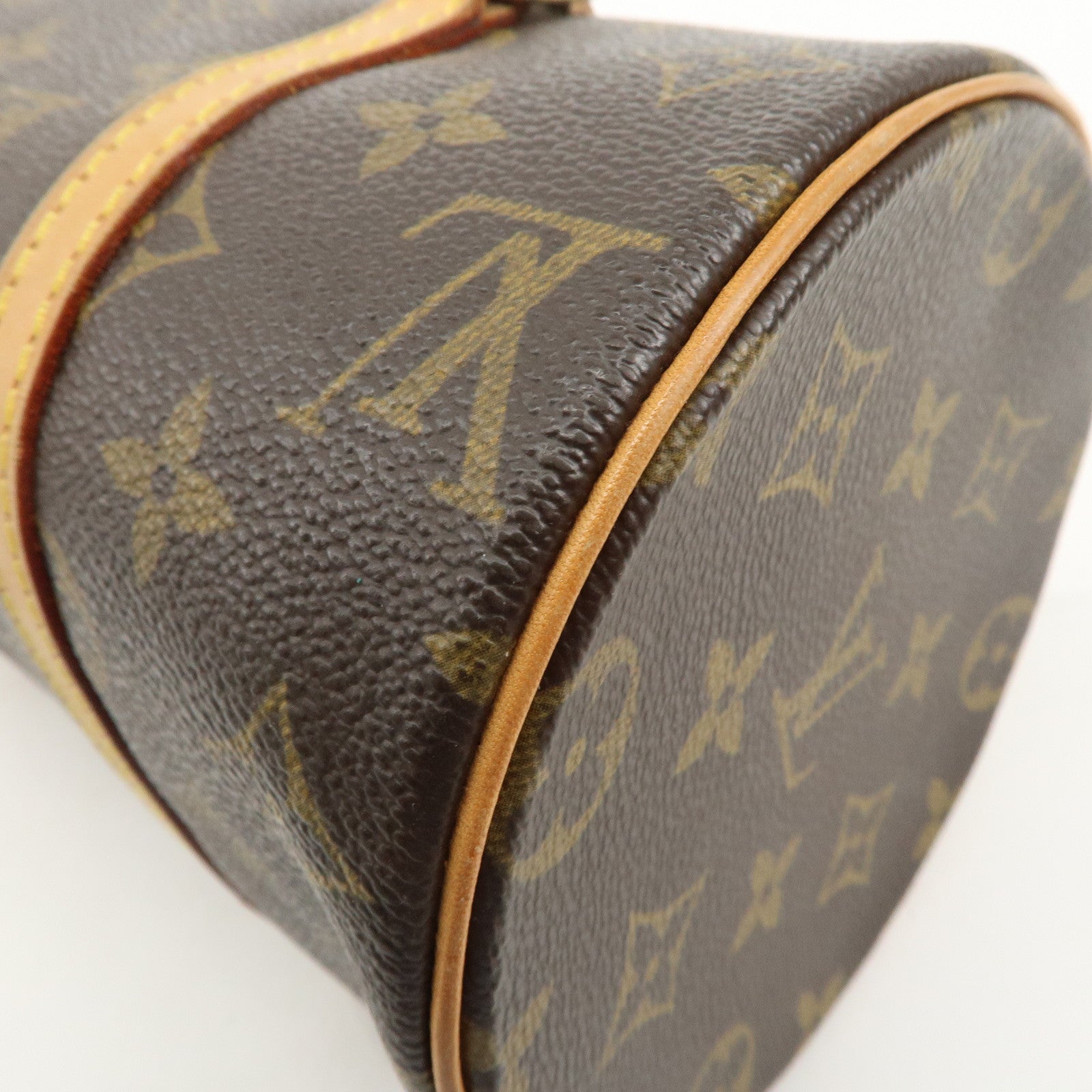 Louis Vuitton Monogram Papillon 26 Hand Bag New Style M51385 Used