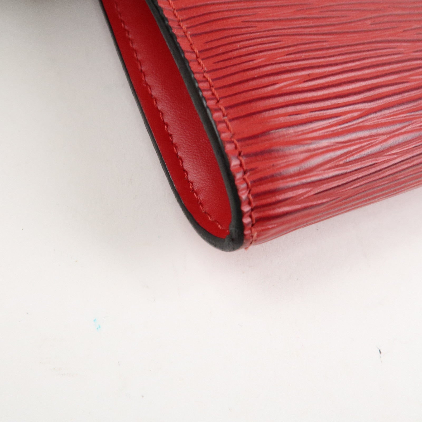 Louis Vuitton Epi Pochette Accessoires Pouch Castilian Red M52947 Used
