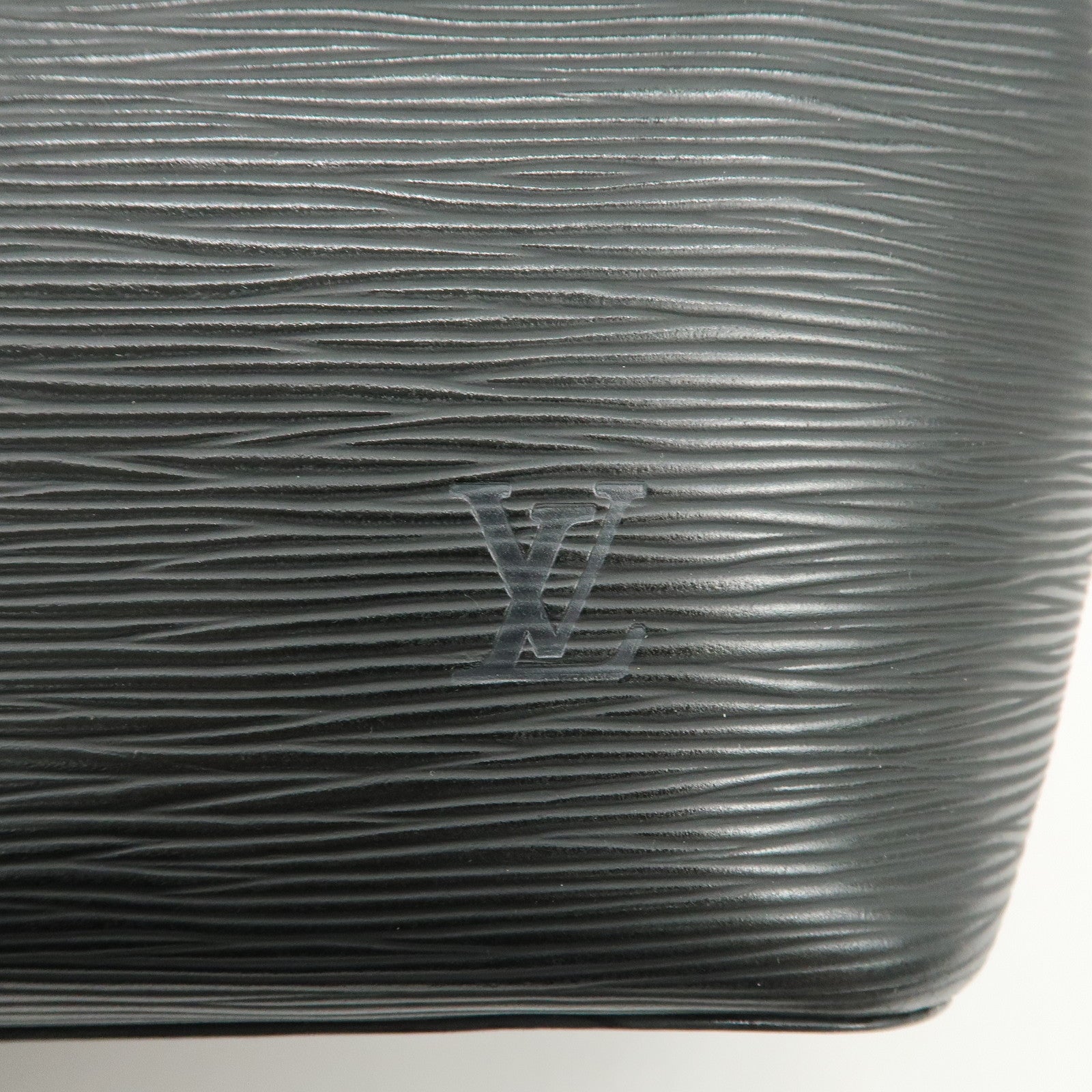 Louis Vuitton Epi Mandala MM Shoulder Bag Noir M58892 Used