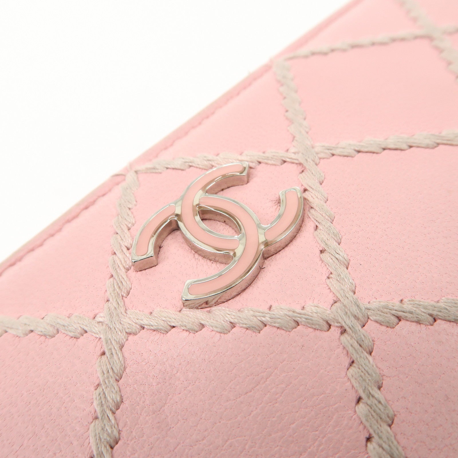 CHANEL Wild Stitch Lamb Skin Round Zipper Long Wallet A80143 Used