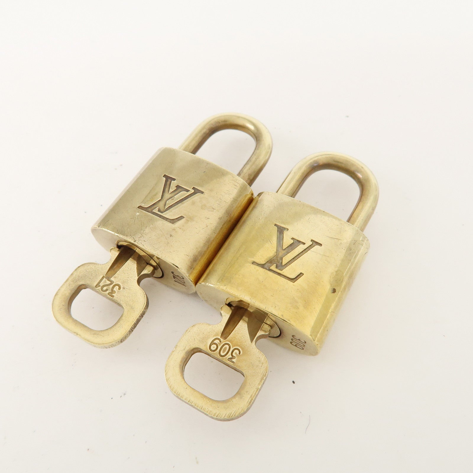 Louis Vuitton Set of 10 Lock & Key Cadena Key Lock Metal Gold Used