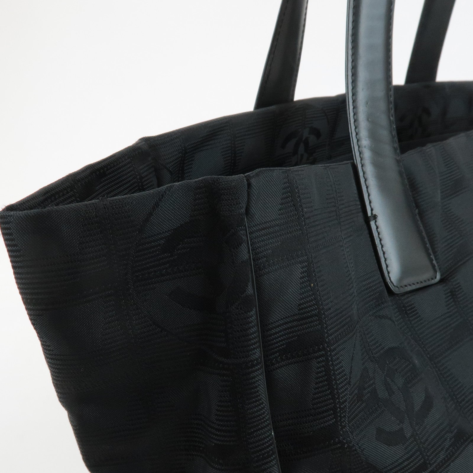 CHANEL New Travel Line Nylon Jacquard Leather Tote Bag A15991 Used