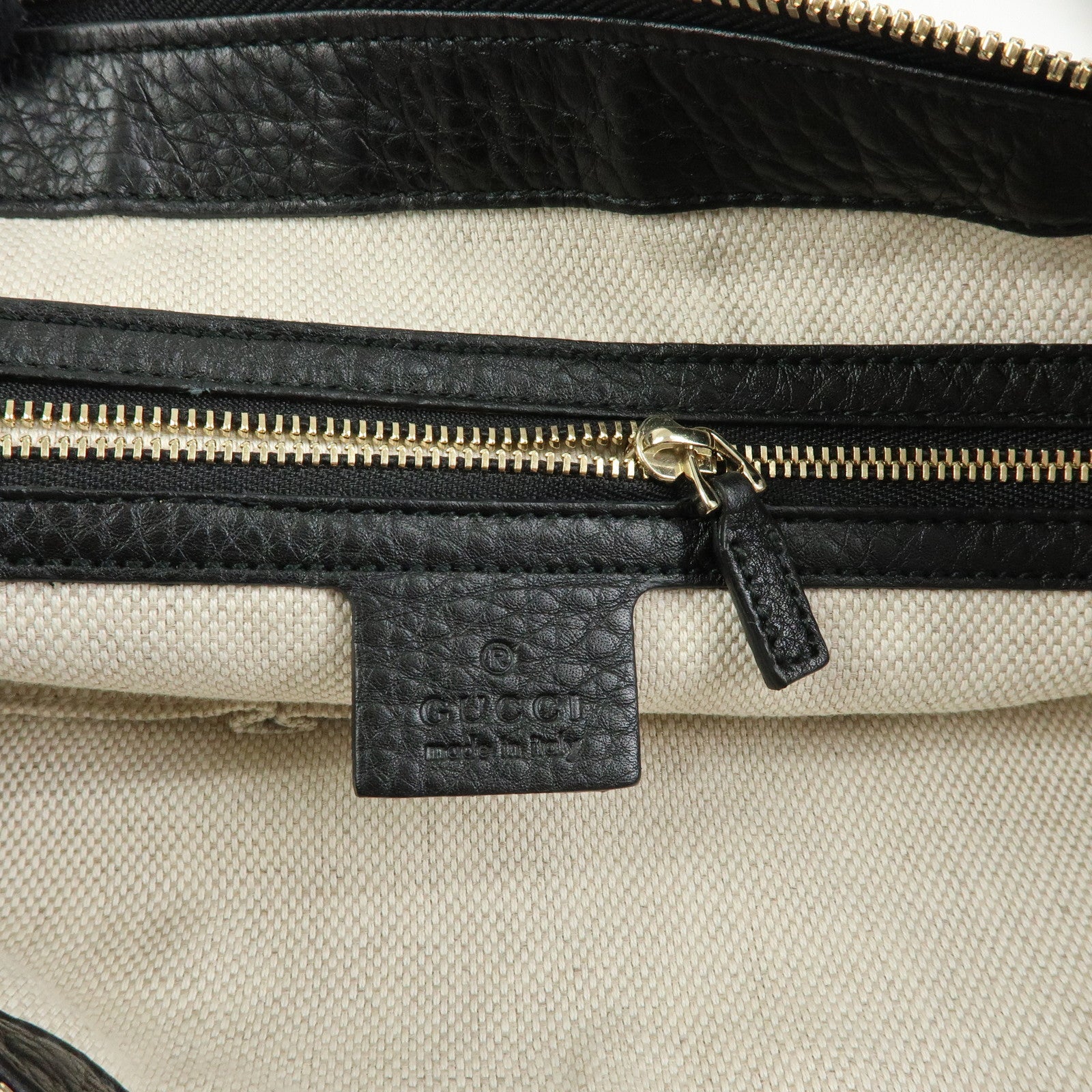 GUCCI SOHO Interlocking G Leather Shoulder Bag Black 308361