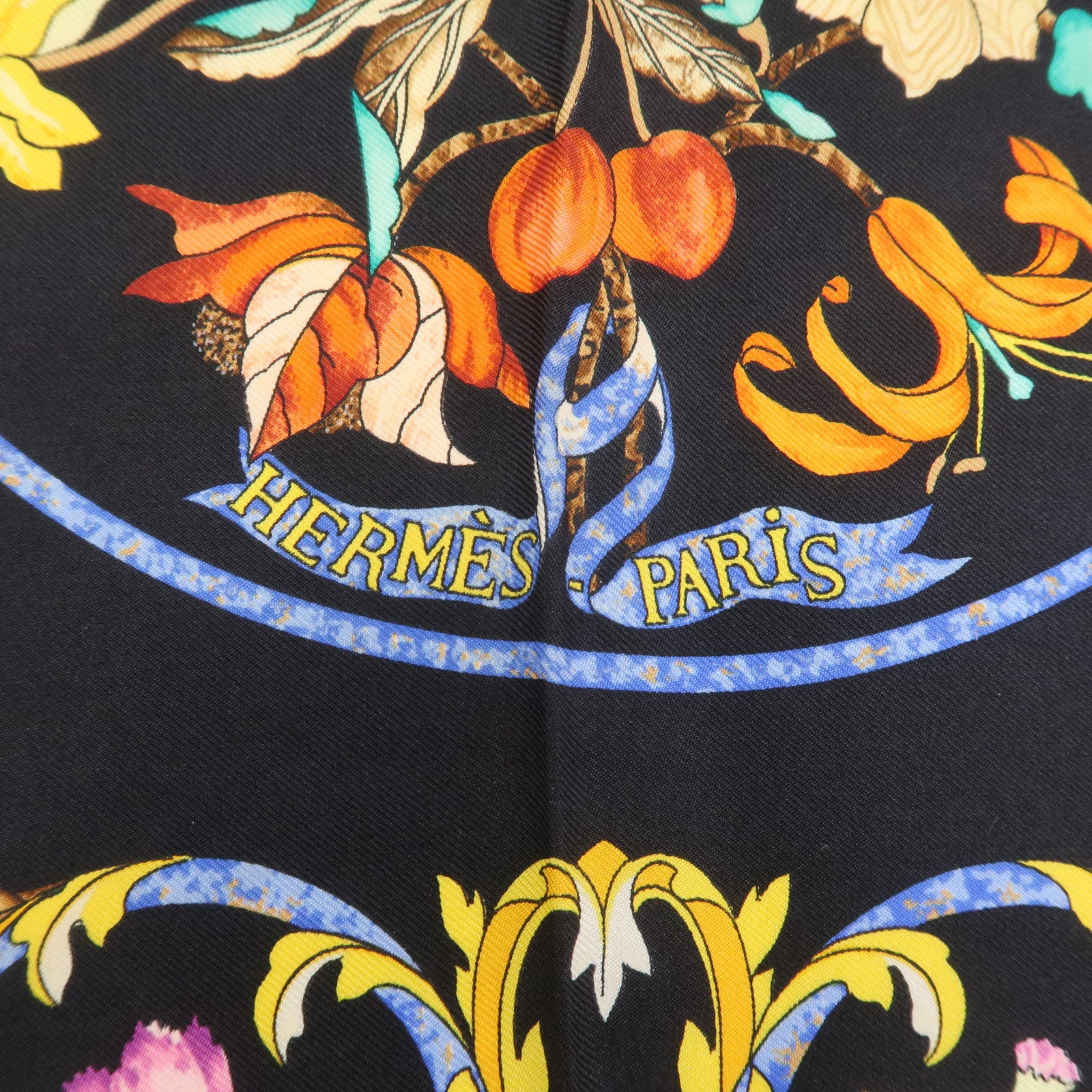HERMES Carre 90 Silk 100% Scarf PIERRES D' ORIENT ET D' OCCIDENT