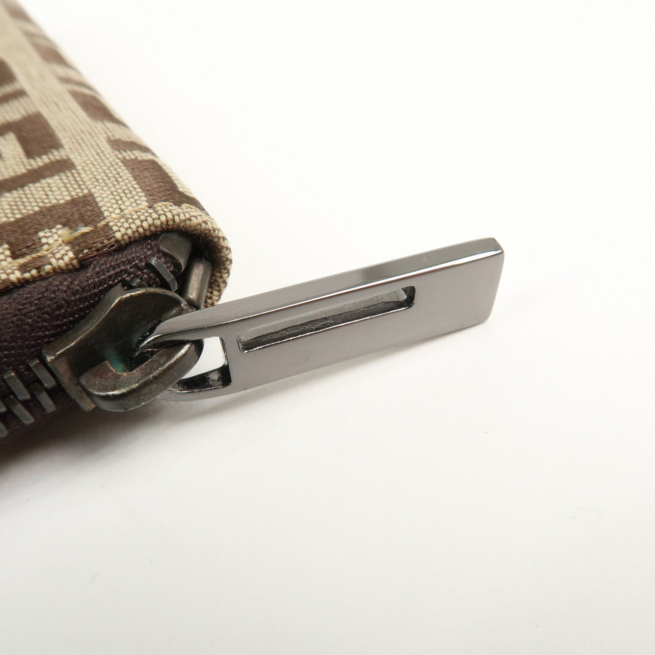 FENDI Zucca Canvas Leather 6 Ring Zippy Key Case Beige 8AP000