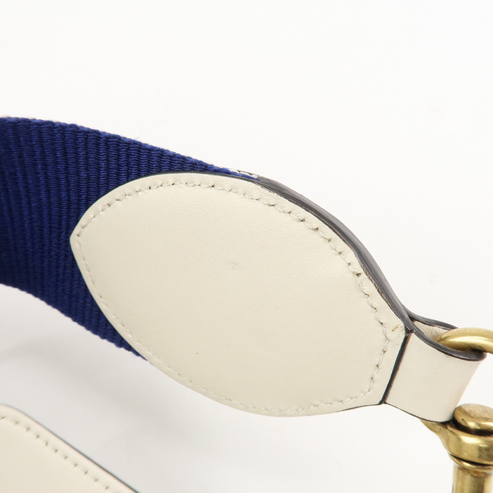 GUCCI Broad Eye Leather Chain Shoulder Bag Ivory 453778