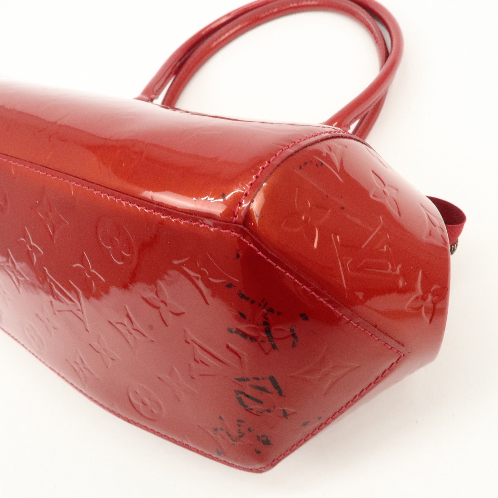 Louis Vuitton Monogram Vernis Sherwood PM Shoulder Bag Red M91494