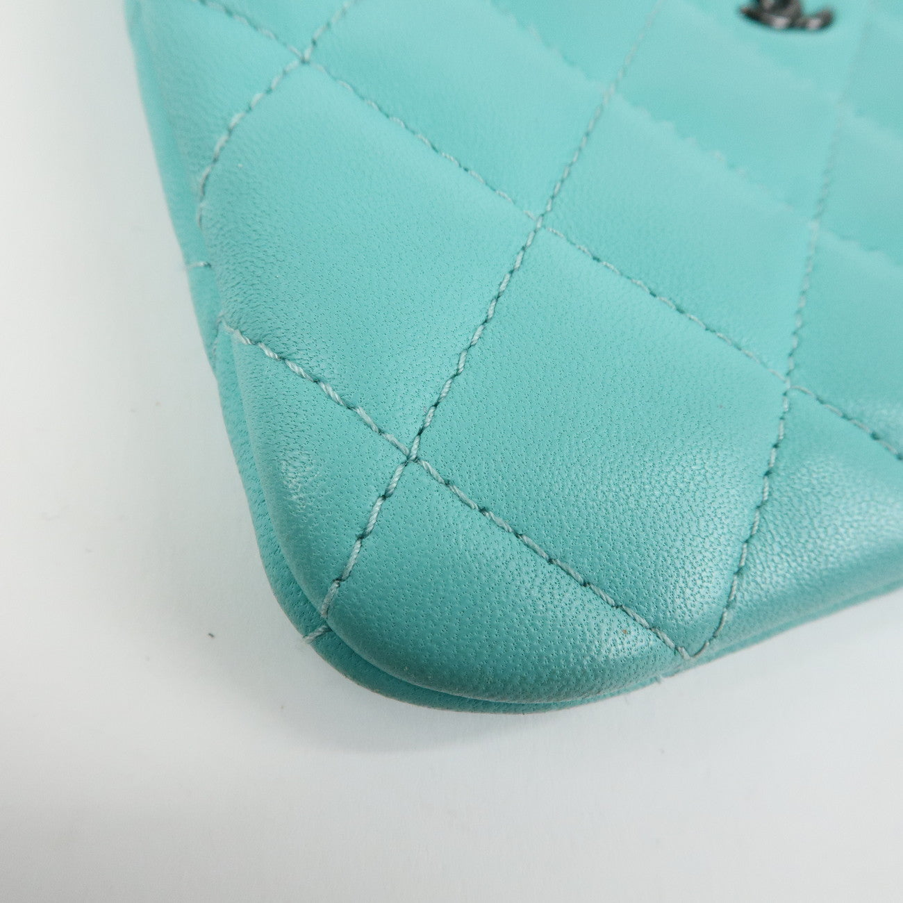 CHANEL Matelasse Caviarskin Classic Mini Pouch Blue A82365 Used