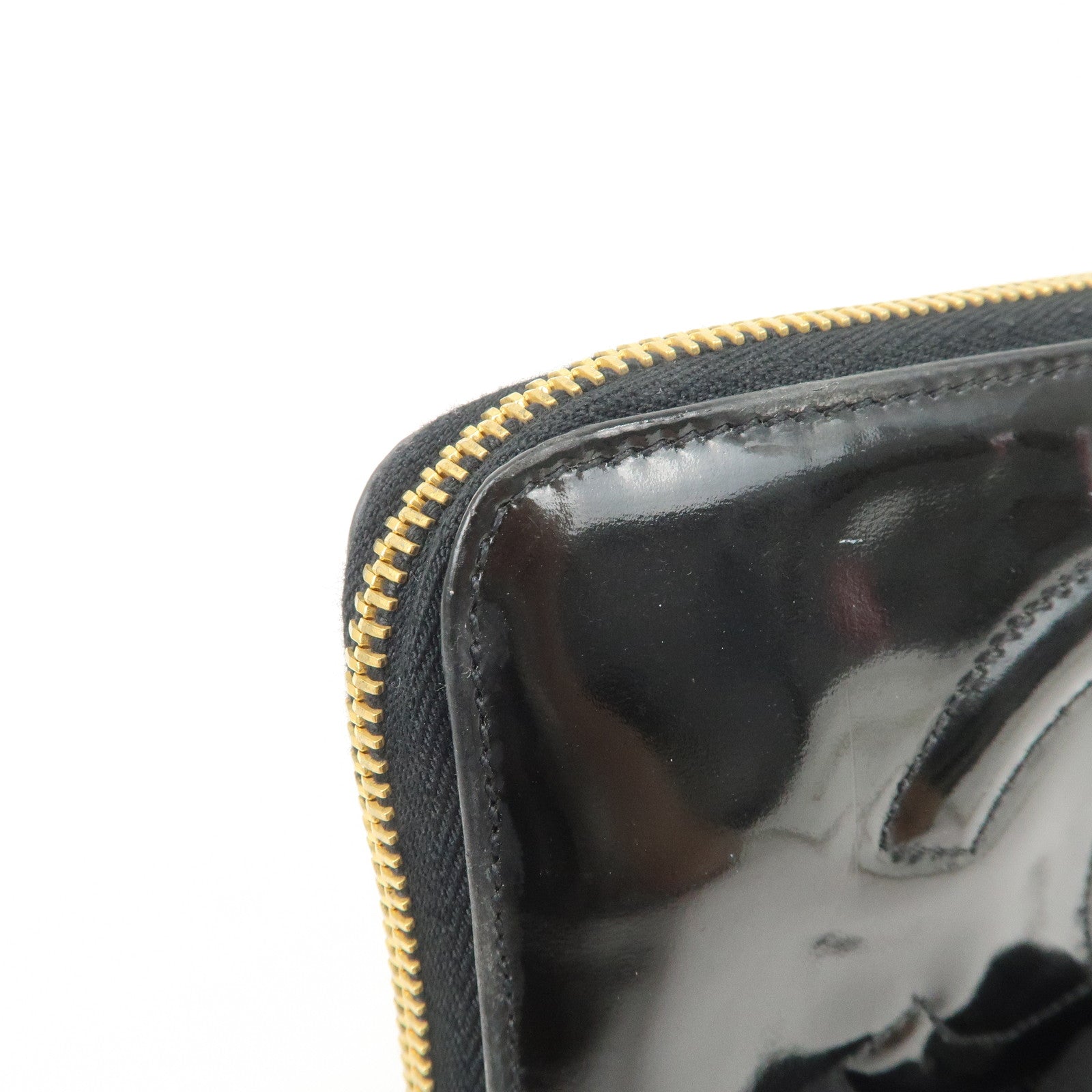CHANEL Patent Leather Round Zippy Long Wallet Black Used