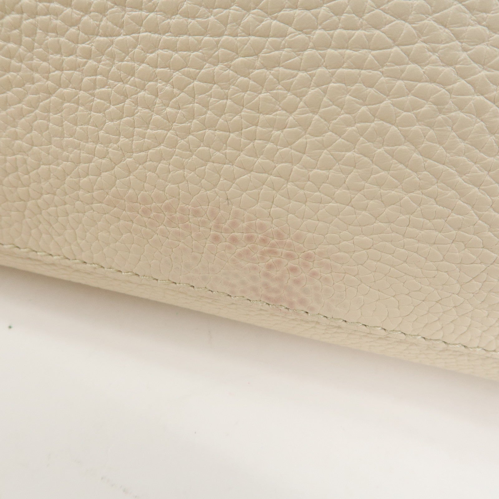 GUCCI SOHO Interlocking G Leather Chain Shoulder Bag White 536196