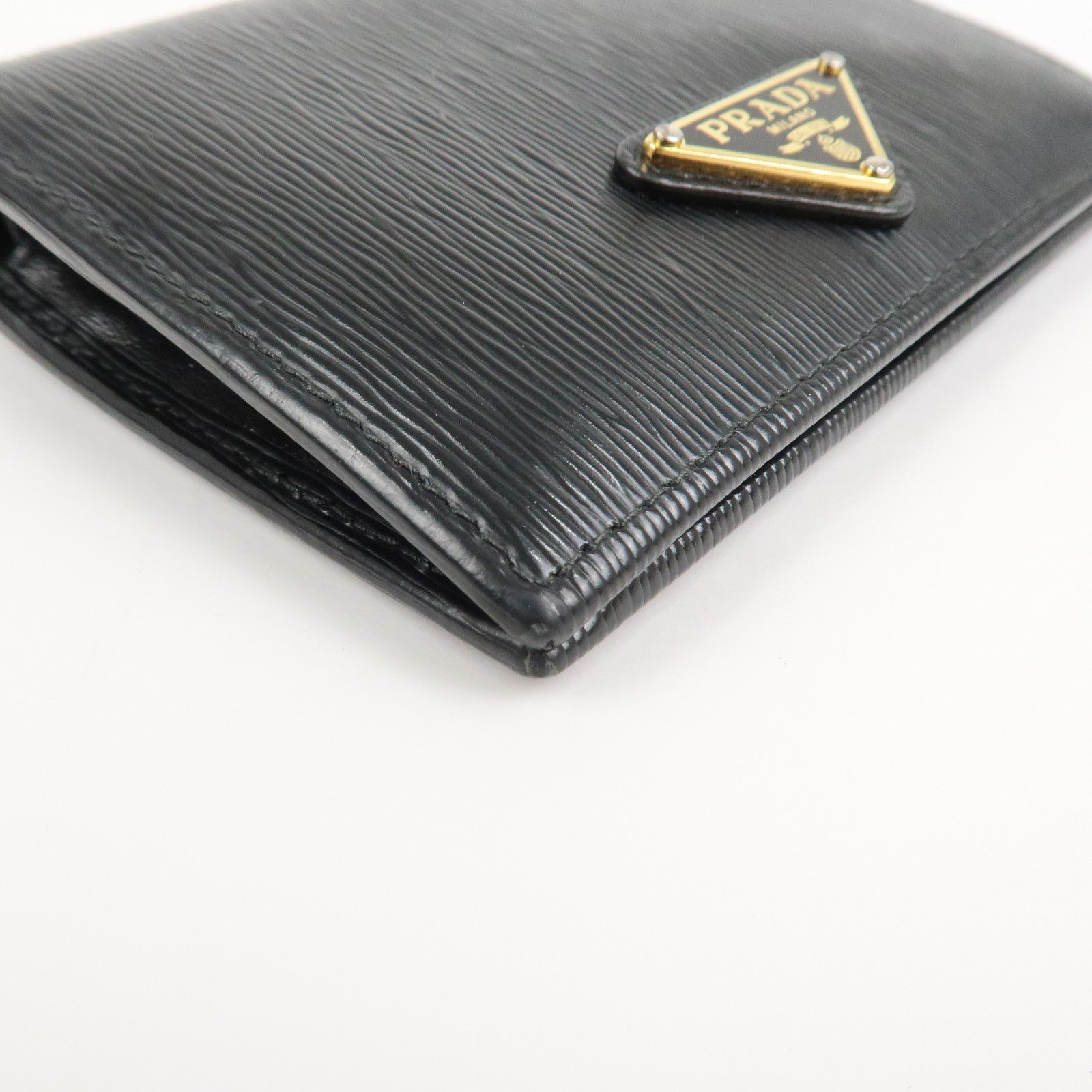 PRADA Vitello Move Leather Bi-fold Compact Wallet Black 1MV204