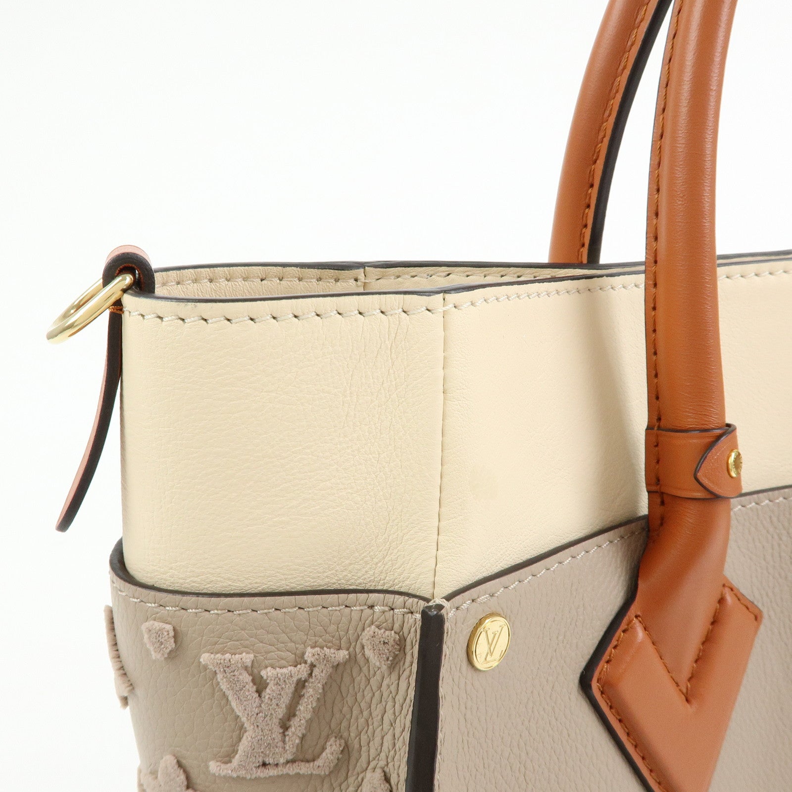 Louis Vuitton Monogram Tuffetage On My Side MM 2Way Bag M53825