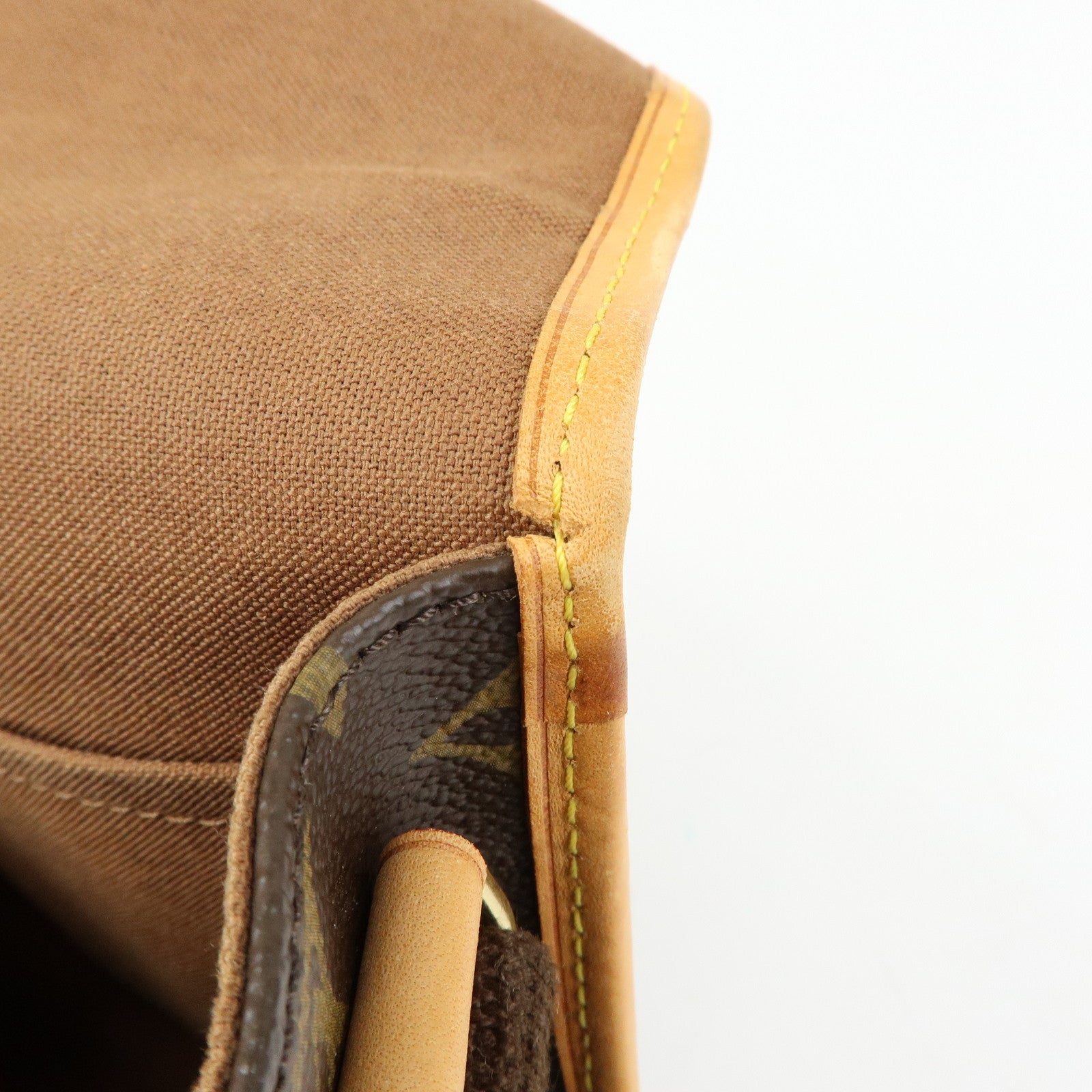 Louis Vuitton Monogram Messenger Bosphore PM Shoulder Bag M40106