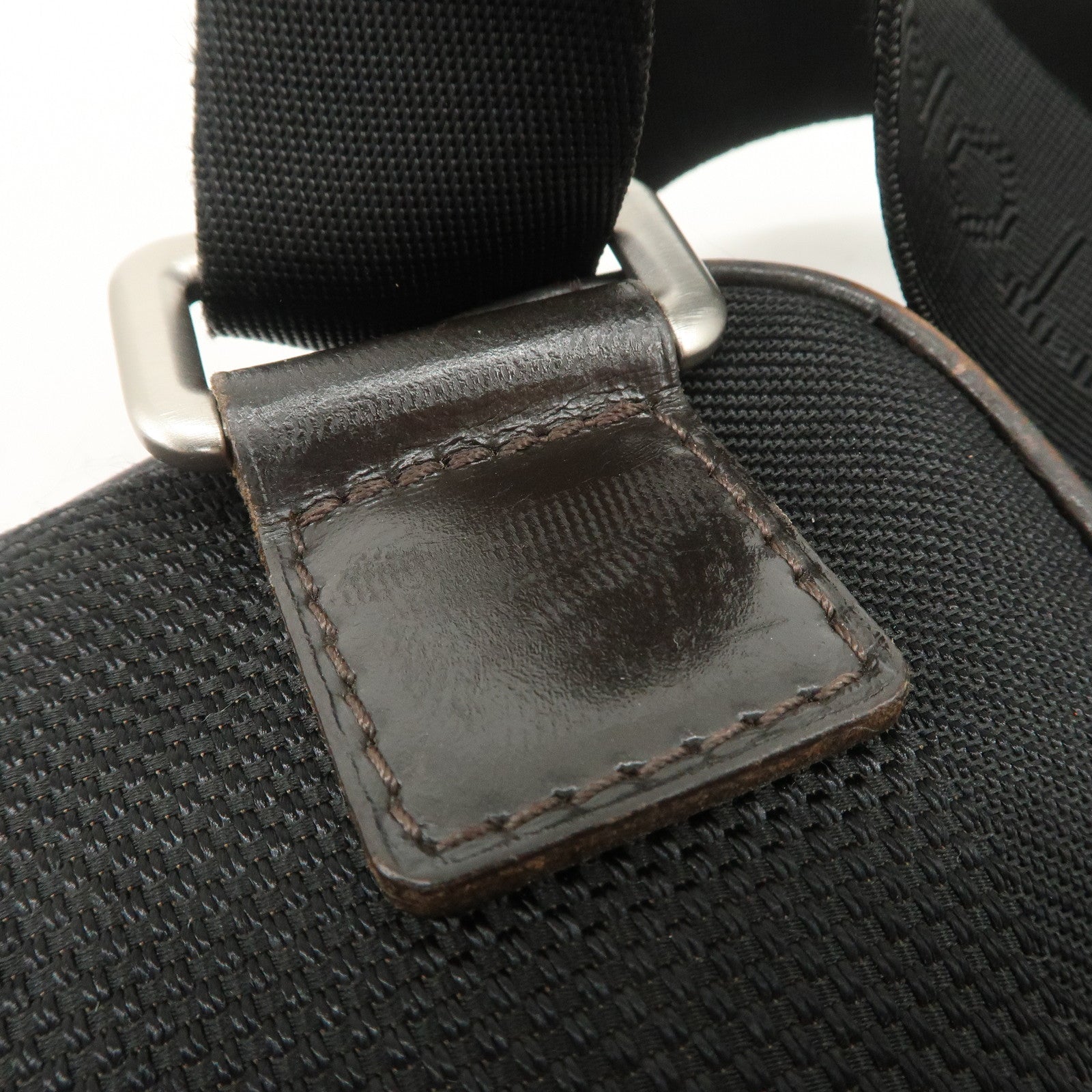 Louis Vuitton Damier Geant Acrobat Waist Bag Body Bag Noir M93620