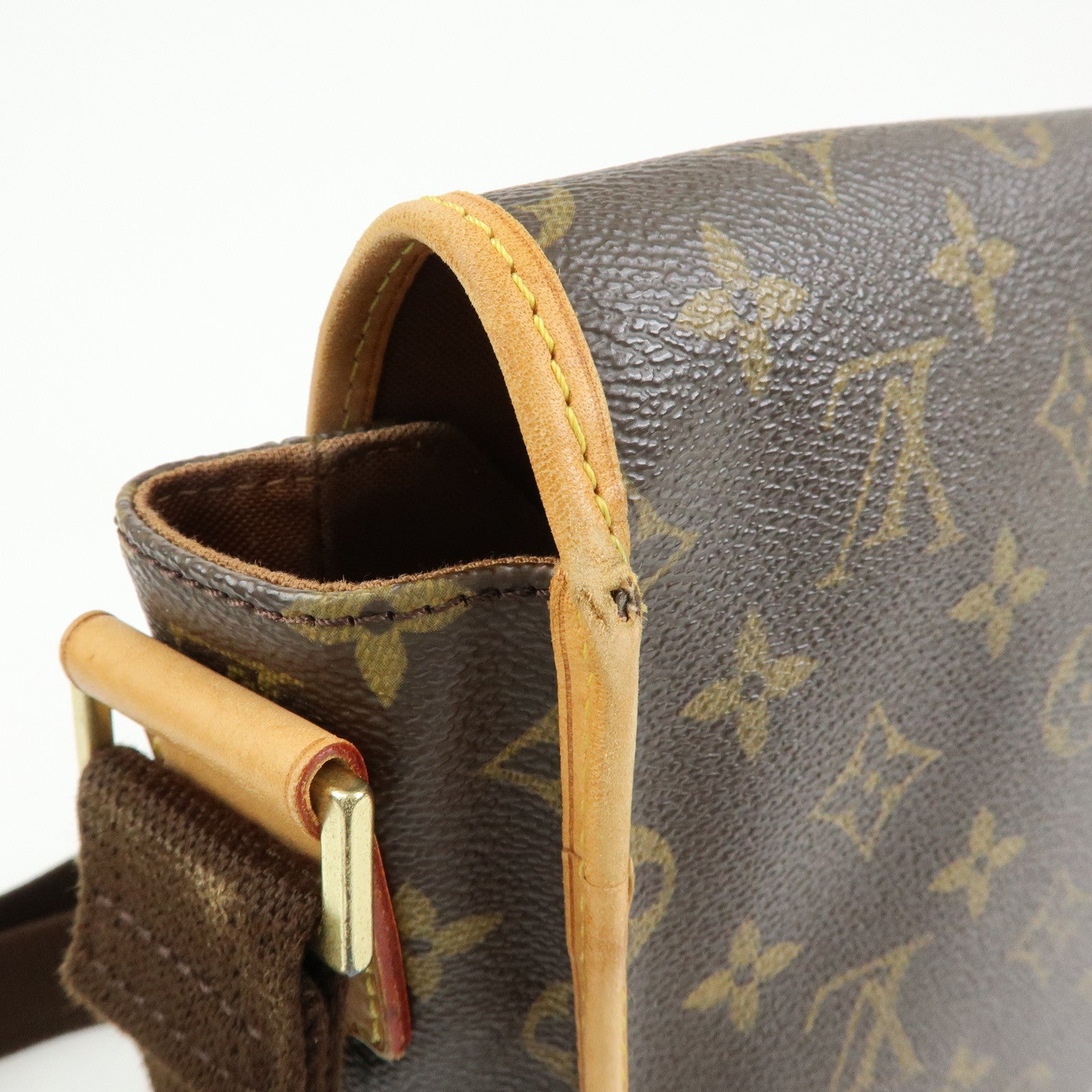 Louis Vuitton Monogram Messenger Bosphore PM Shoulder Bag M40106