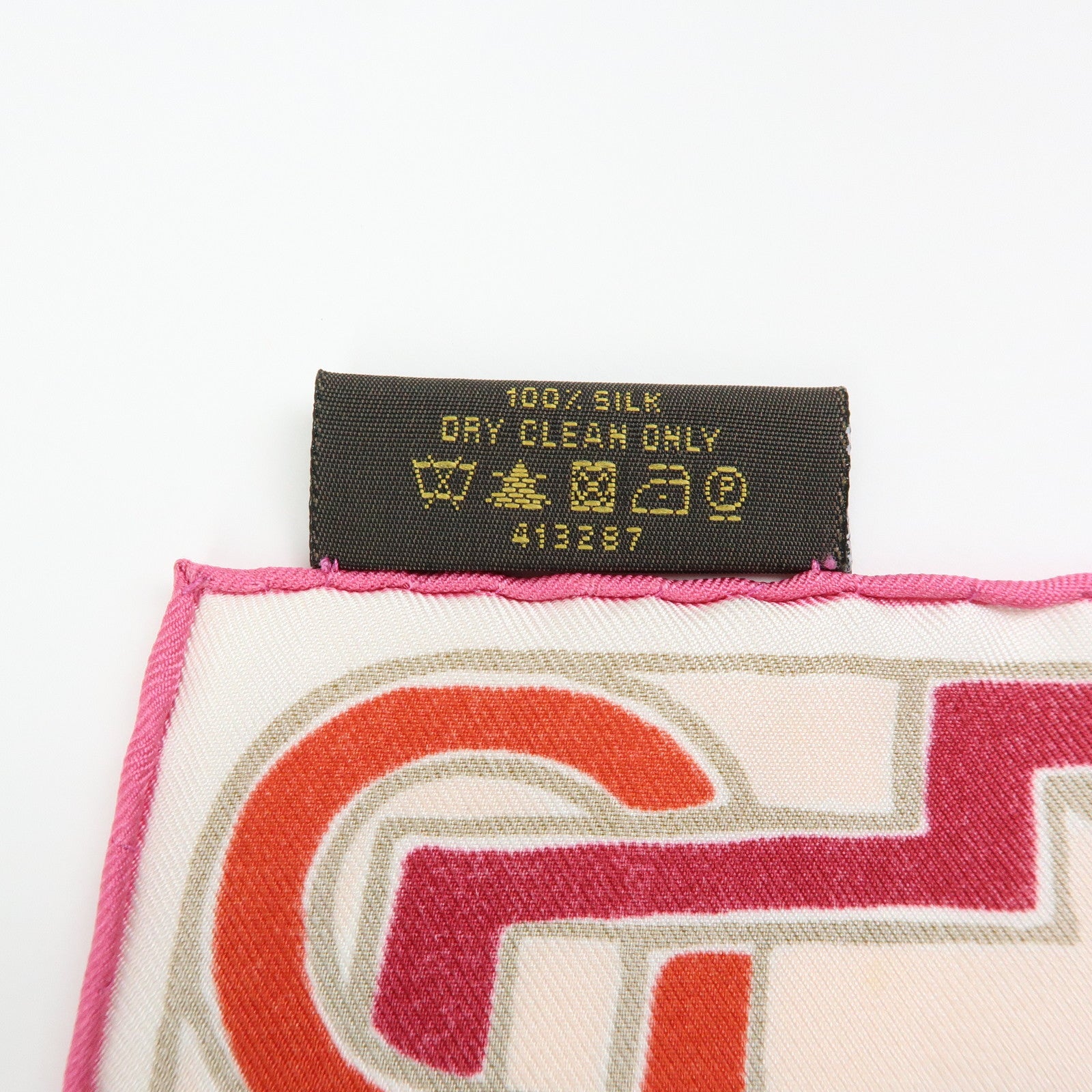 Louis Vuitton Monogram Silk 100% Scarf Rose Ballerine Mandarin