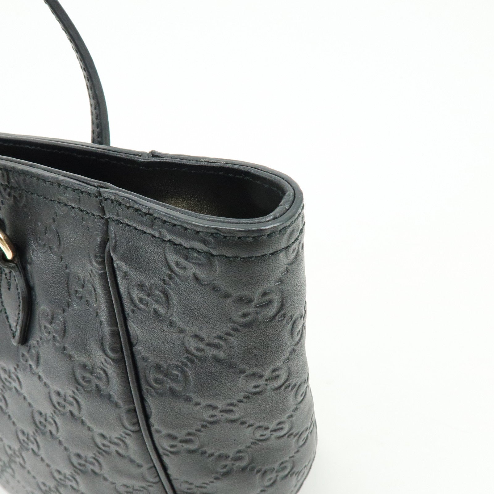 GUCCI Interlocking G Micro Guccissima Leather Hand Bag Black 353119