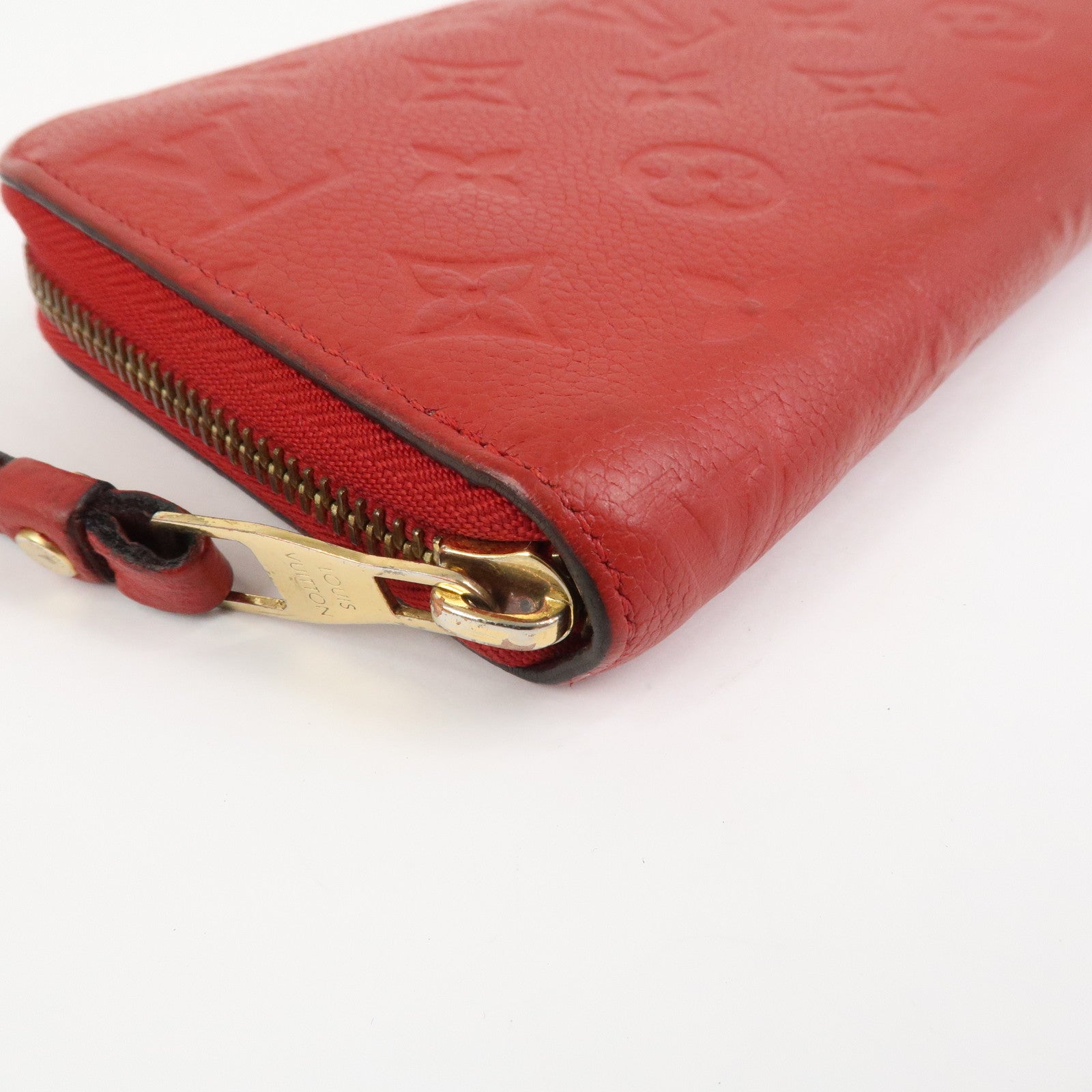 Louis Vuitton Monogram Empreinte Leather Round Zippy Wallet M68571