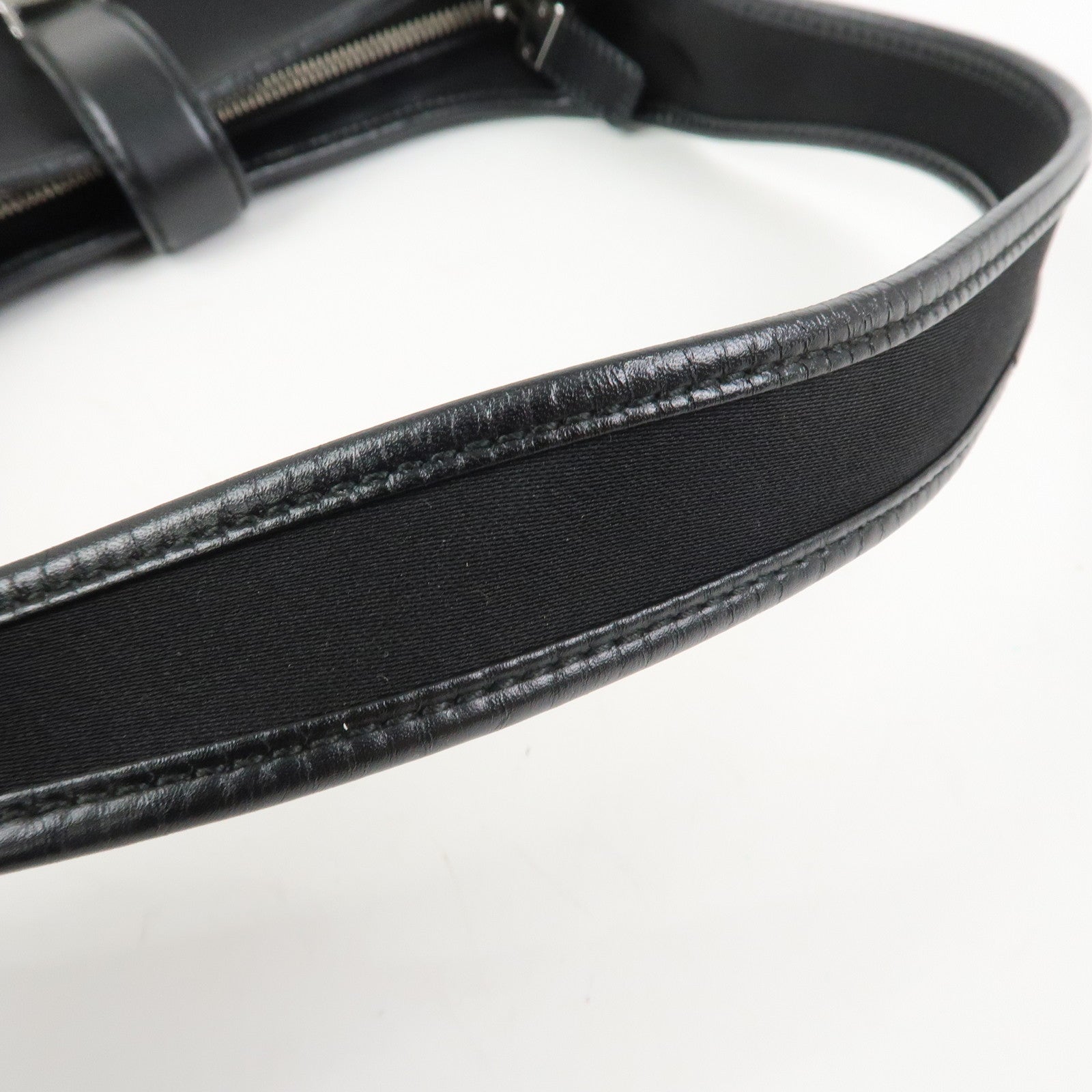 Ferragamo Logo Nylon Canvas Leather Shoulder Bag Hand Bag Black