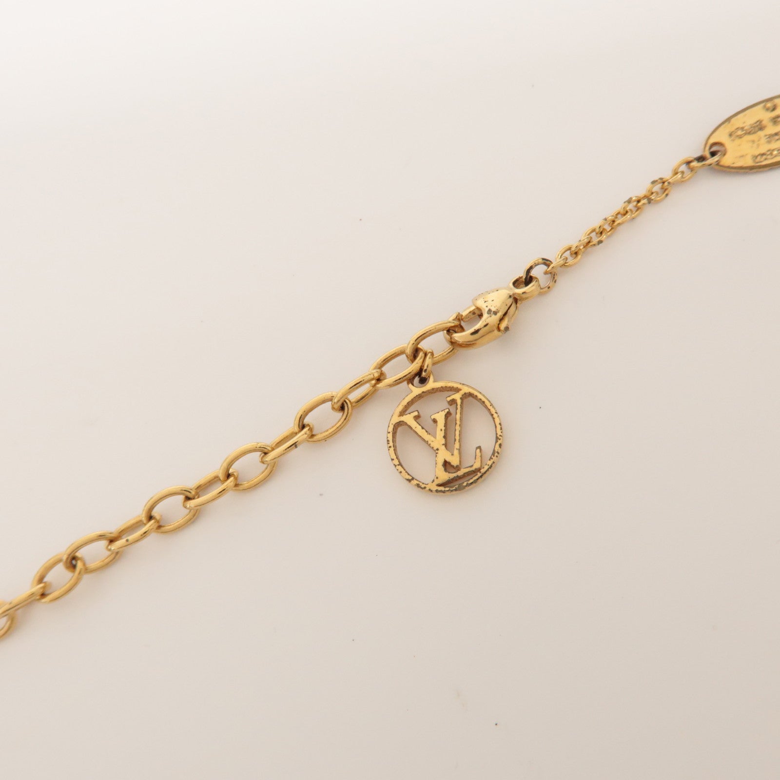 Louis Vuitton Flowerful Necklace LV Circle Metal Gold M68125