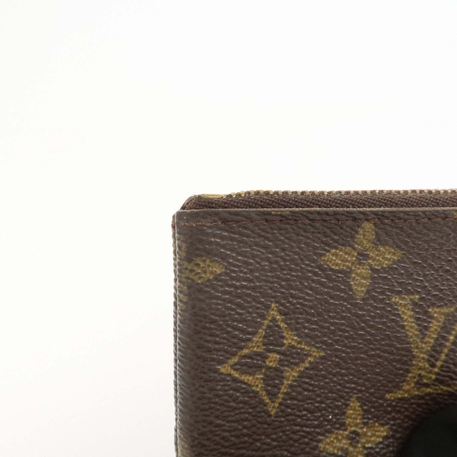 Louis Vuitton Monogram Pochette Cles Coin Case Key Case M62650