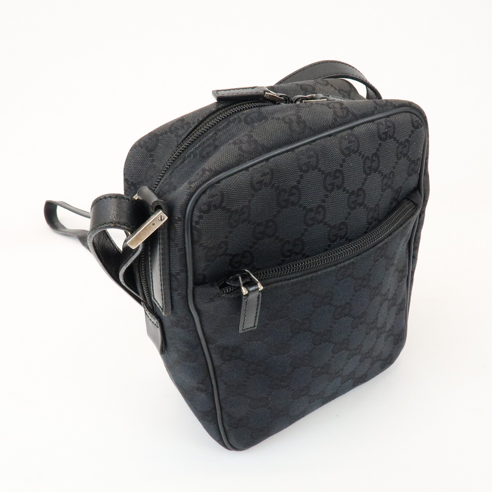 GUCCI GG Canvas Leather Shoulder Bag Black 018.1612.200047