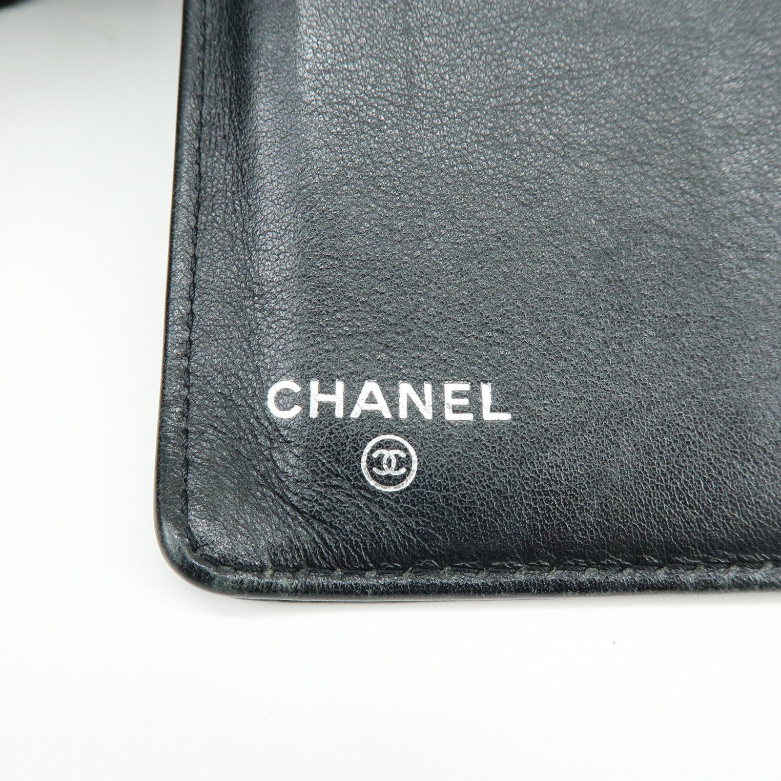 CHANEL COCO Mark Caviarskin Bi-fold Long Wallet Black A48651