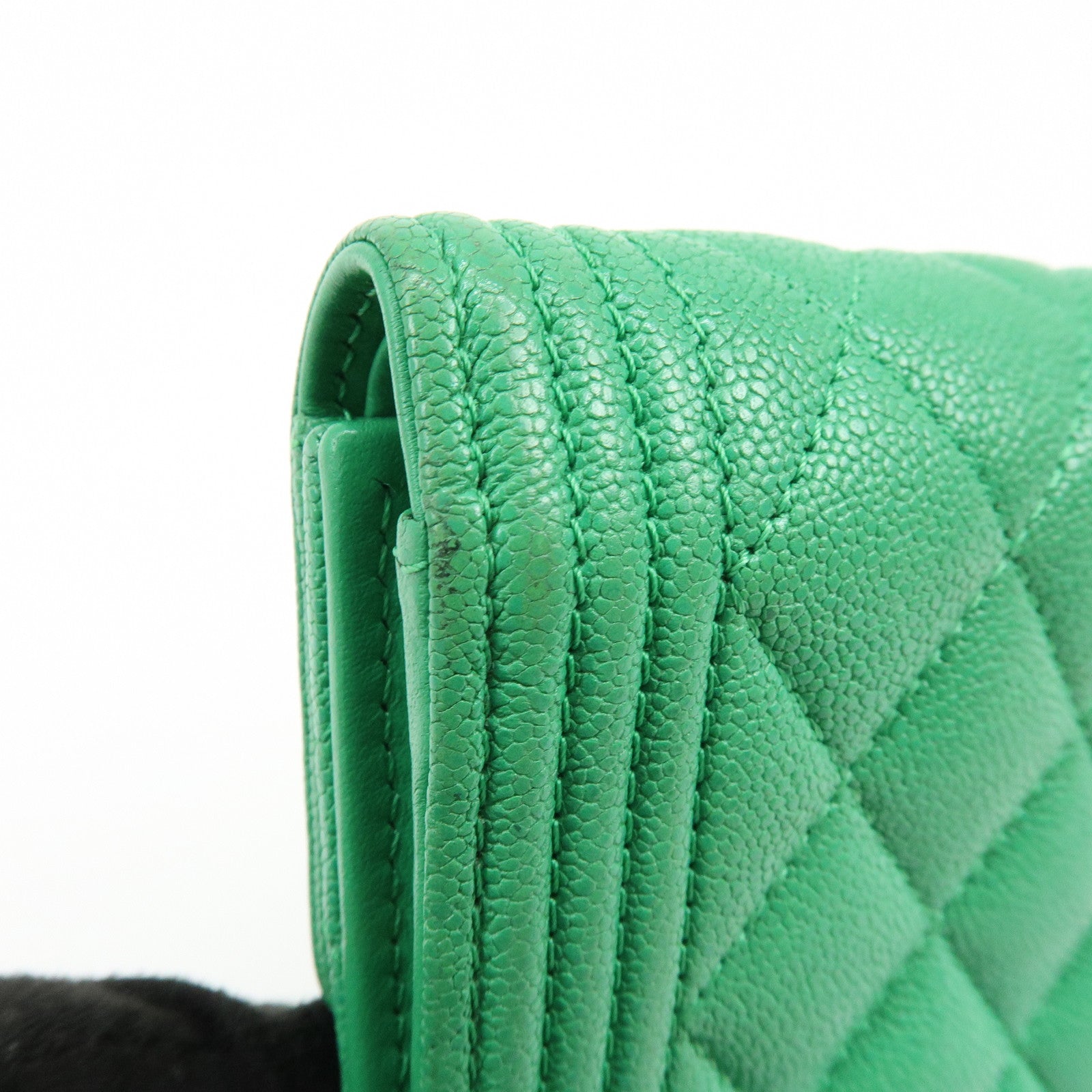 CHANEL Boy Chanel COCO Mark Caviarskin Compact Wallet Green