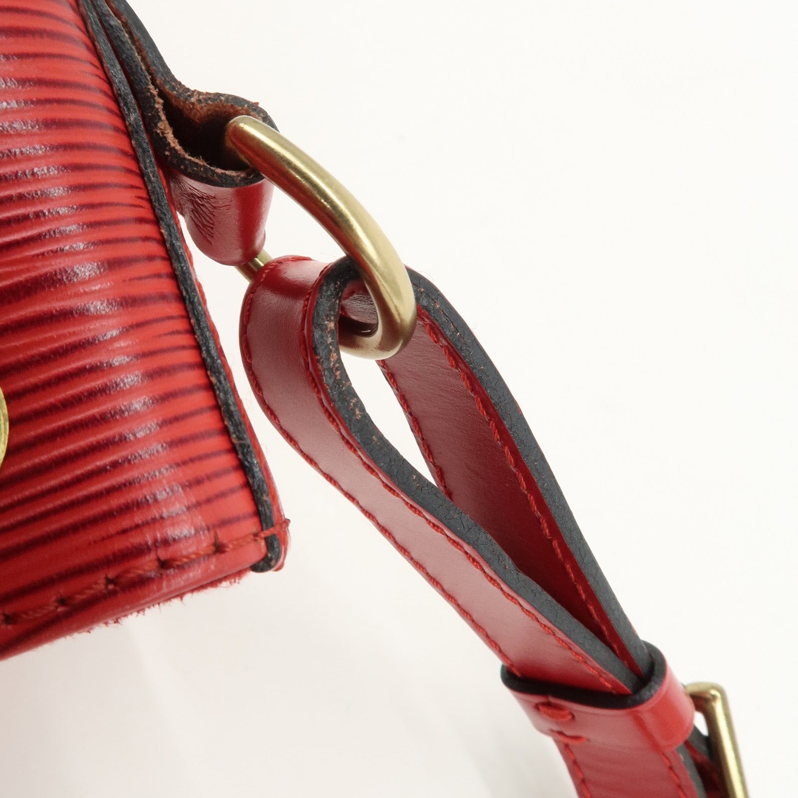 Louis Vuitton Epi Leather Noe Shoulder Bag Castilian Red M59007